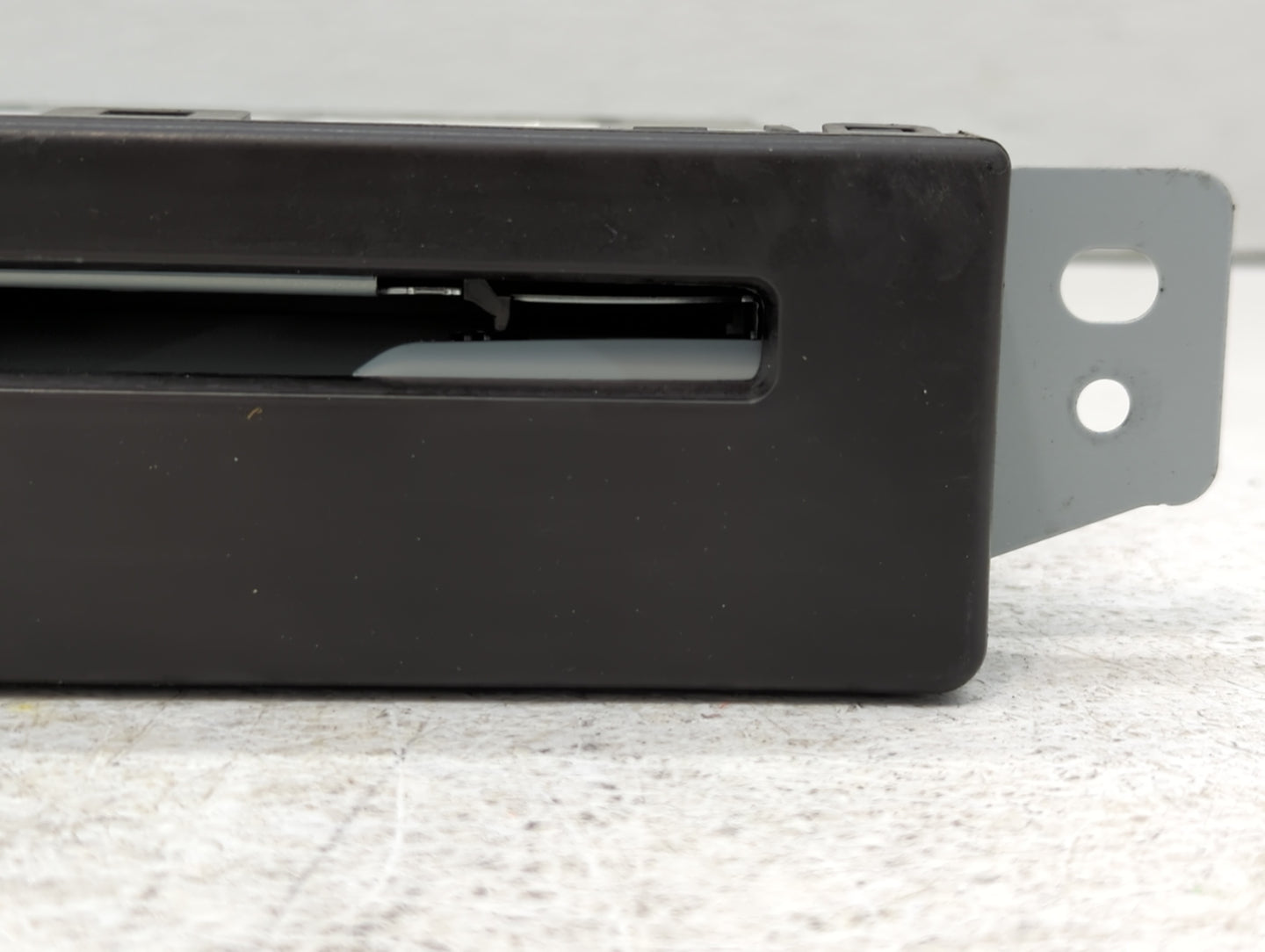 2015-2019 Chevrolet Silverado 1500 Radio AM FM Cd Player Receiver Replacement P/N:84016435 Fits Fits 2015 2016 2017 2018 201