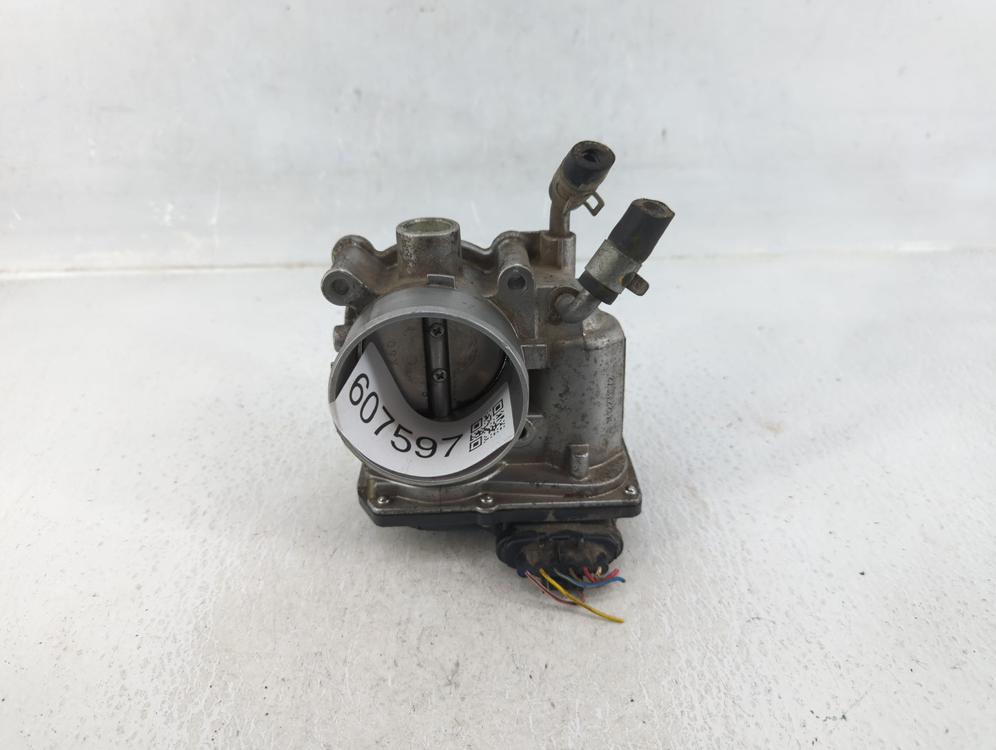 2016-2021 Chevrolet Silverado 1500 Throttle Body P/N:12676296AA Fits Fits 2016 2017 2018 2019 2020 2021 OEM Used Auto Parts 