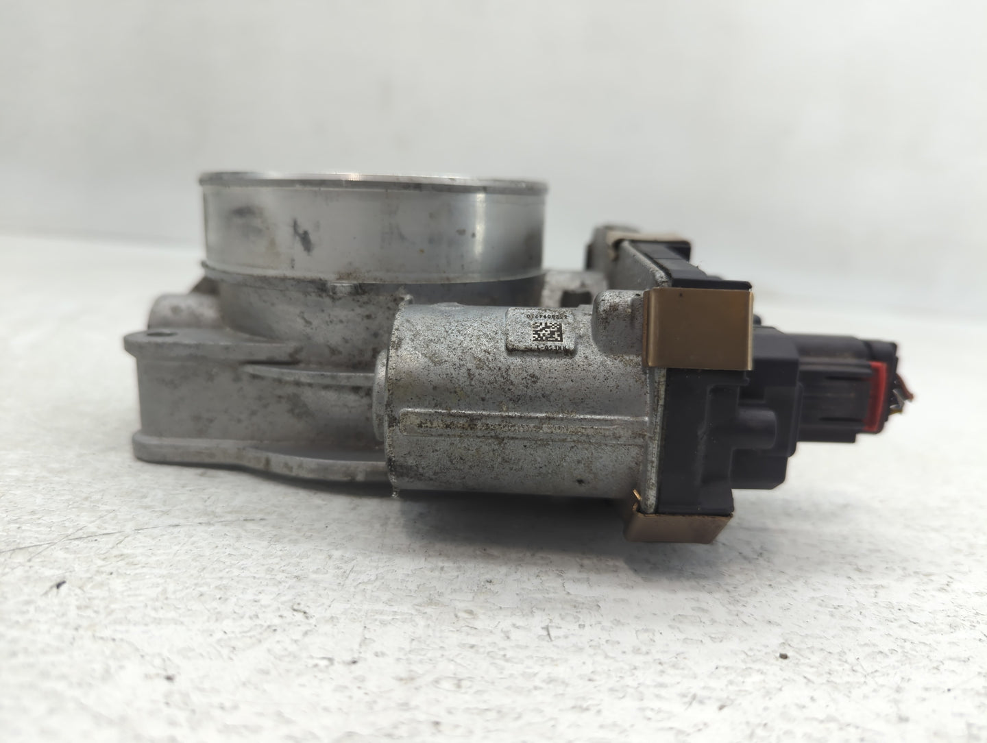 2014-2022 Chevrolet Silverado 1500 Throttle Body P/N:12678224 Fits Fits 2014 2015 2016 2017 2018 2019 2020 2021 2022 OEM Use