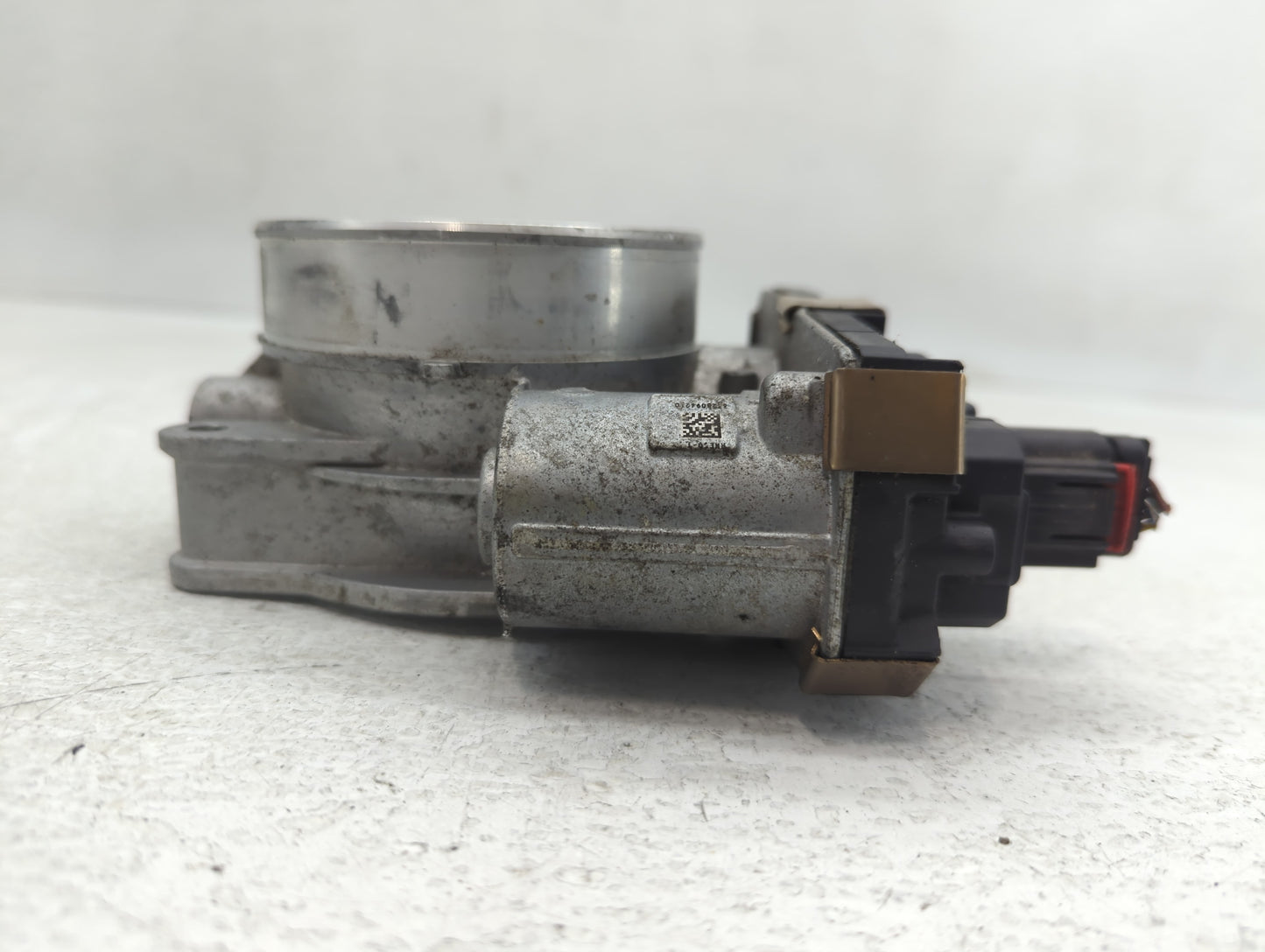 2014-2022 Chevrolet Silverado 1500 Throttle Body P/N:12678224 Fits Fits 2014 2015 2016 2017 2018 2019 2020 2021 2022 OEM Use