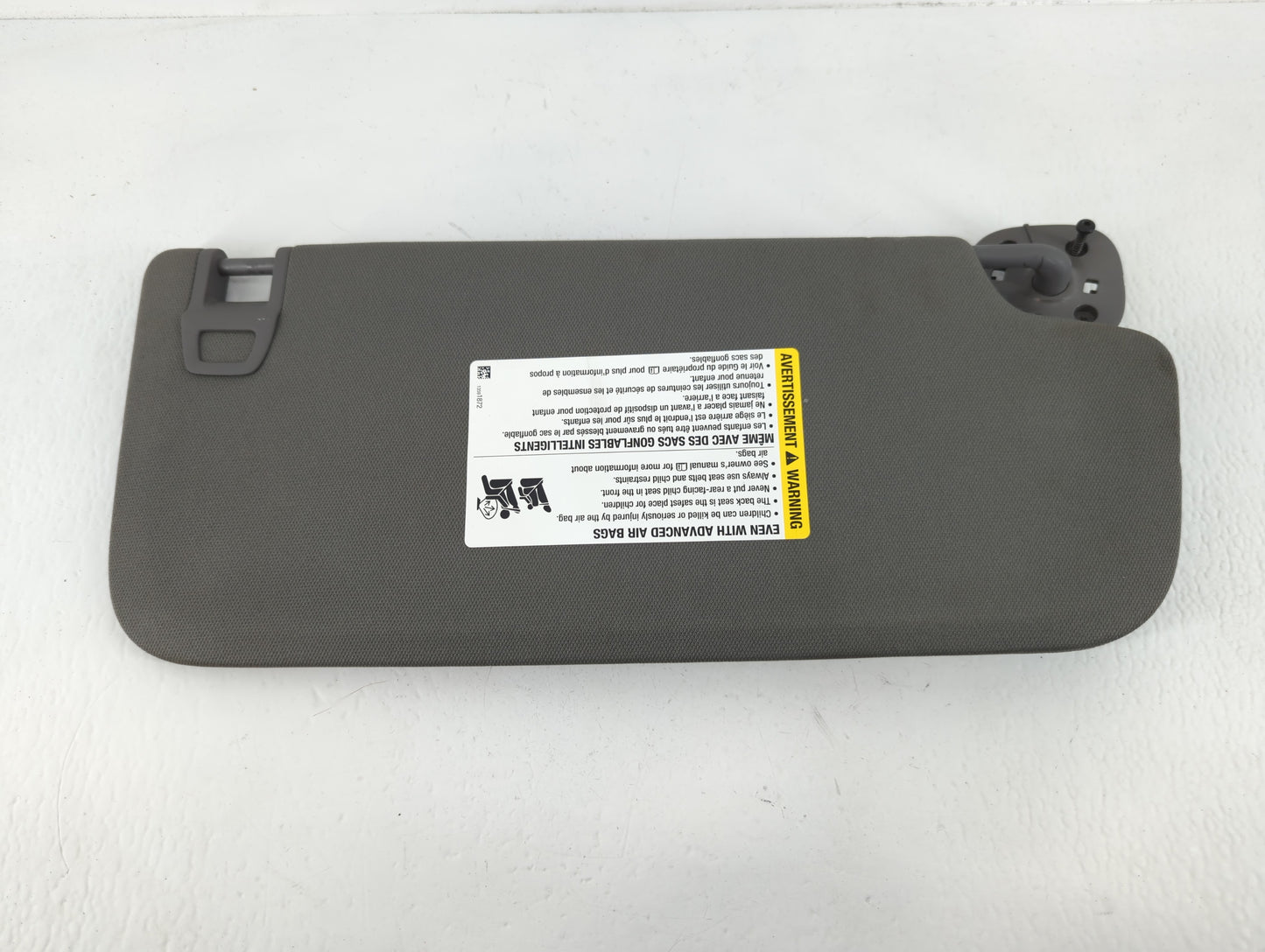 2019 Chevrolet Silverado 1500 Sun Visor Shade Replacement Passenger Right Mirror Fits OEM Used Auto Parts - Oemusedautoparts