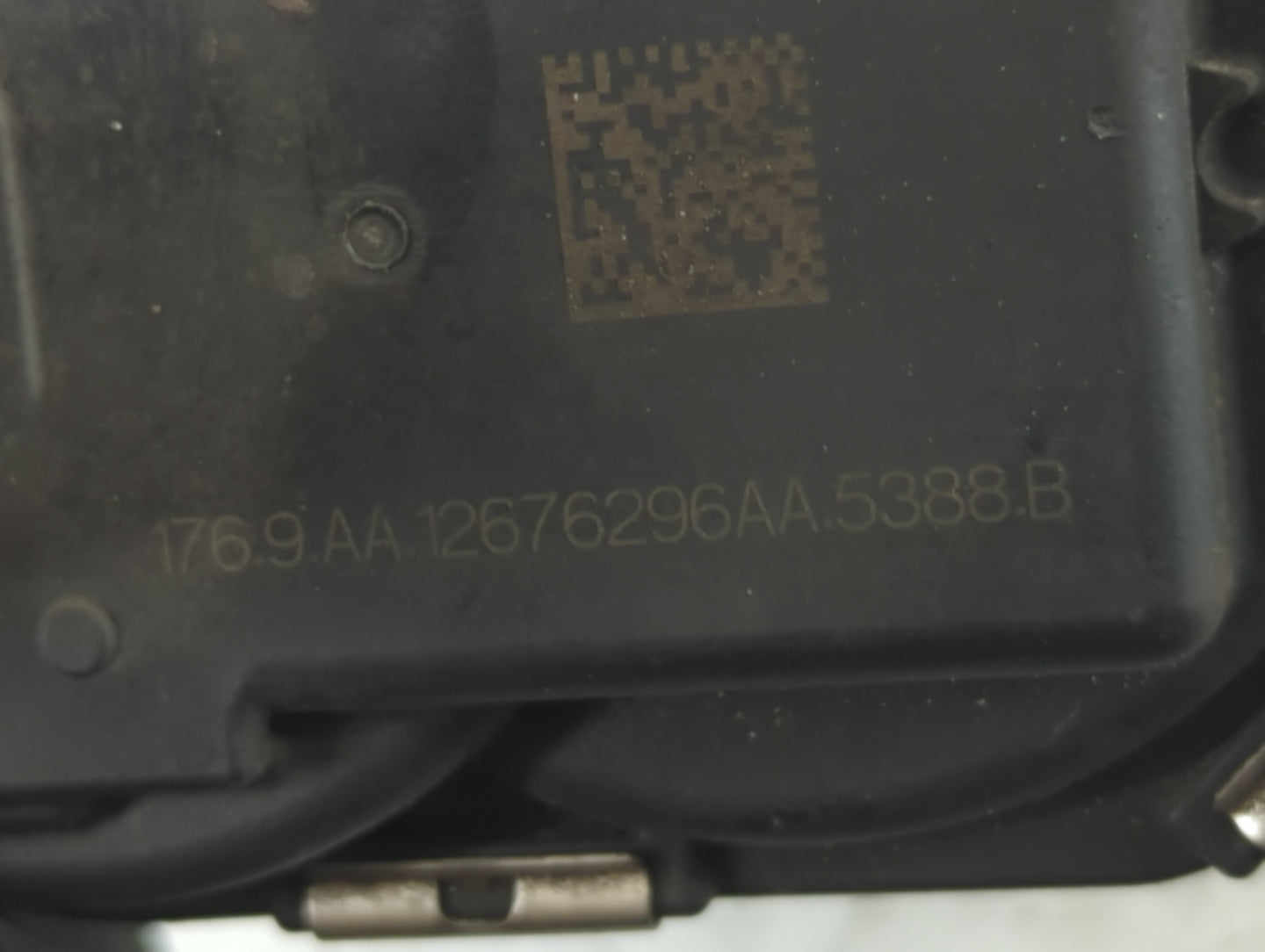 2019 Chevrolet Silverado 1500 Throttle Body P/N:12676296AA Fits Fits 2016 2017 2018 2020 2021 2022 OEM Used Auto Parts - Oem