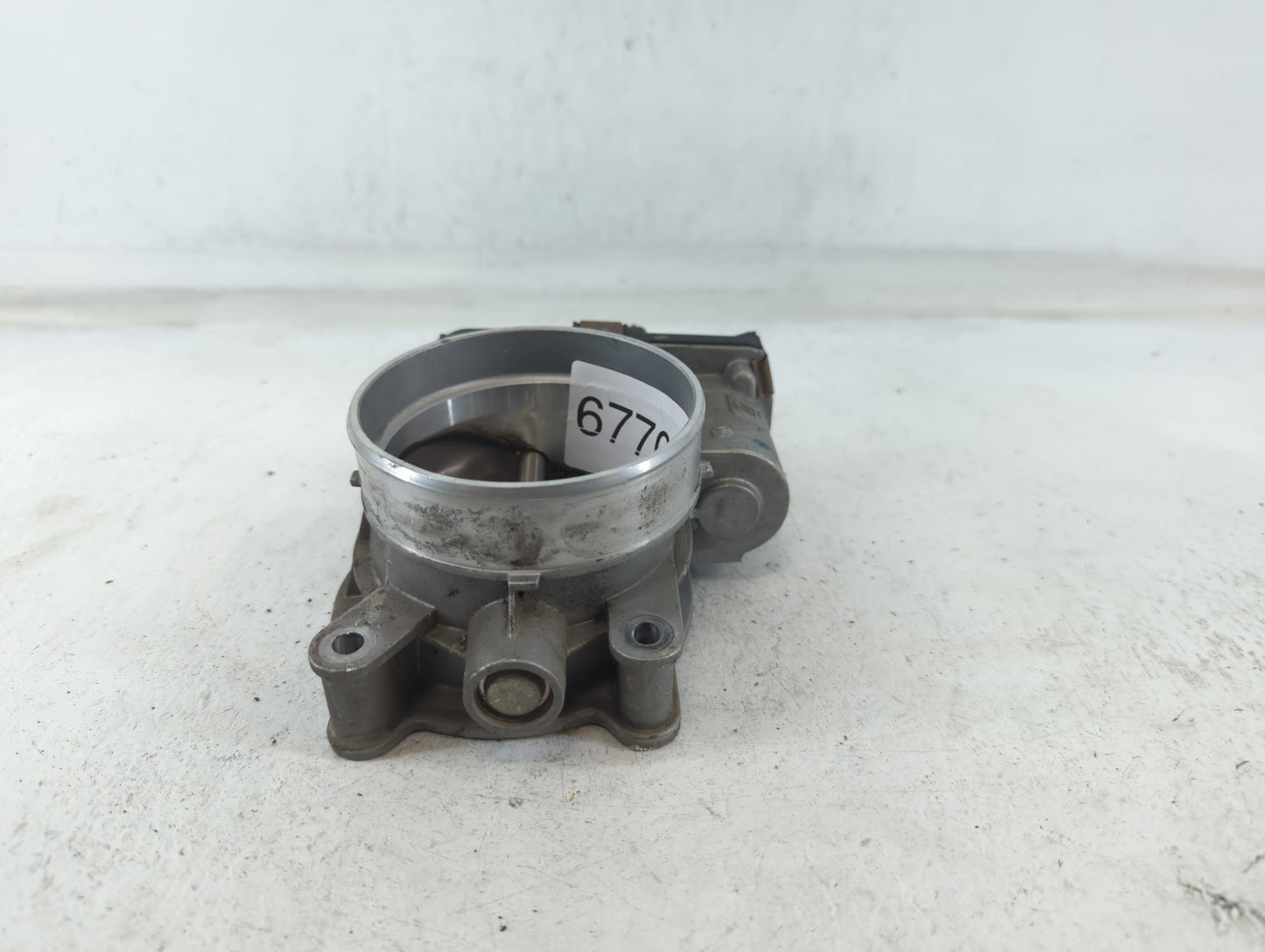 2014-2022 Chevrolet Silverado 1500 Throttle Body P/N:12617792 Fits Fits 2014 2015 2016 2017 2018 2019 2020 2021 2022 OEM Use