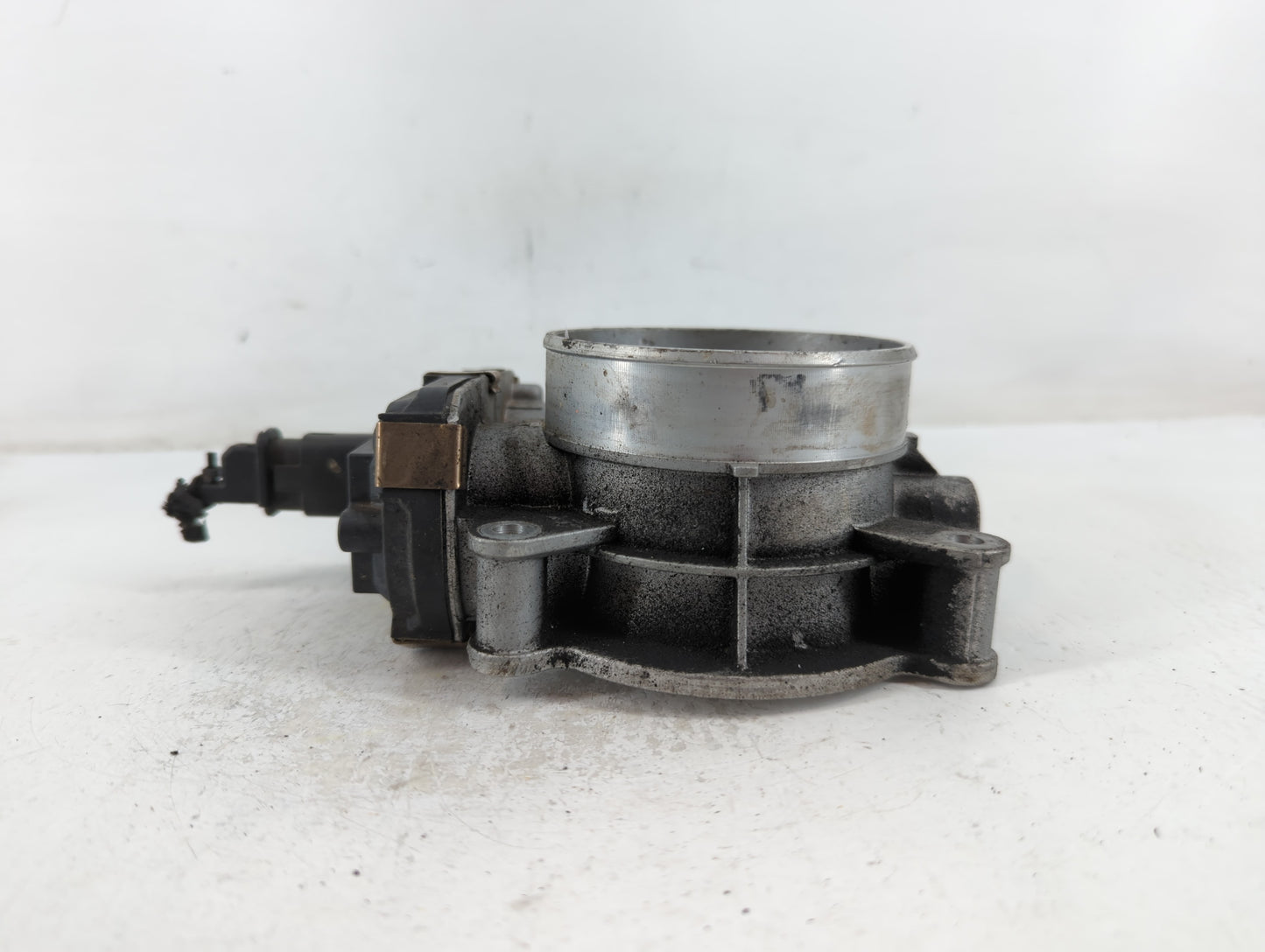 2014-2022 Chevrolet Silverado 1500 Throttle Body P/N:12678224 Fits Fits 2014 2015 2016 2017 2018 2019 2020 2021 2022 OEM Use