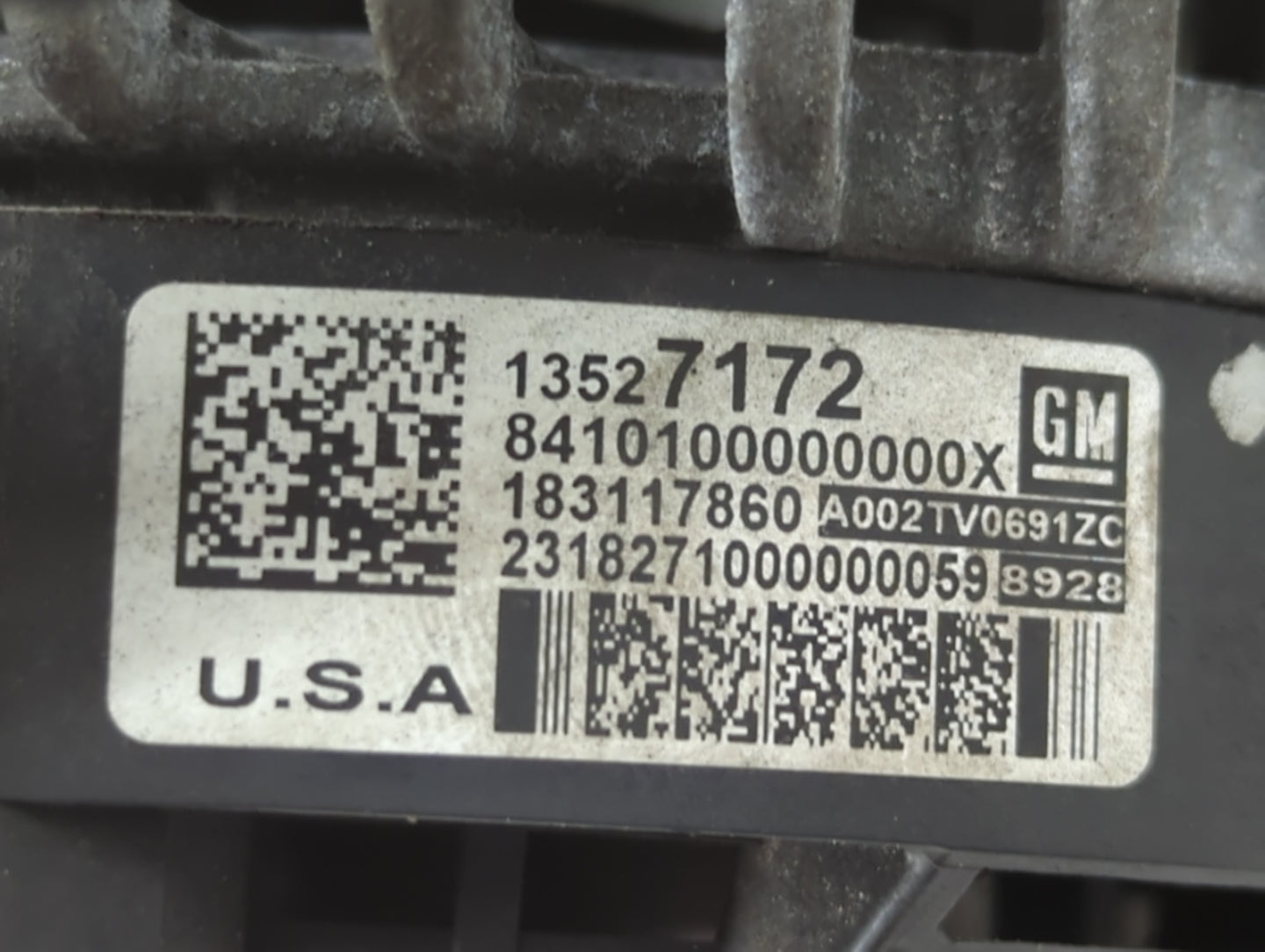 2019-2022 Chevrolet Silverado 1500 Alternator Replacement Generator Charging Assembly Engine OEM P/N:13527172 Fits OEM Used 