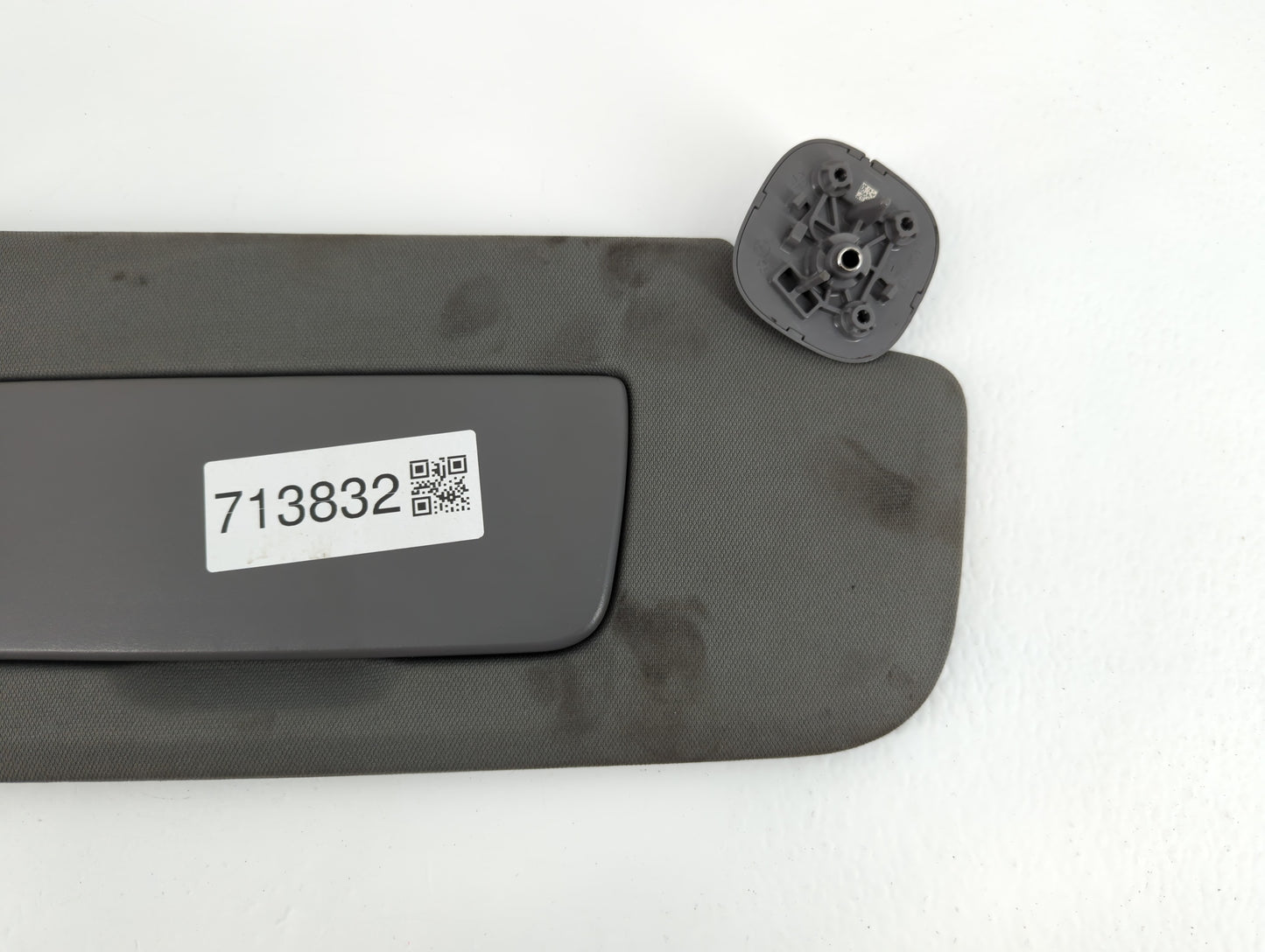 2019-2022 Chevrolet Silverado 1500 Sun Visor Shade Replacement Driver Left Mirror Fits Fits 2019 2020 2021 2022 OEM Used Aut