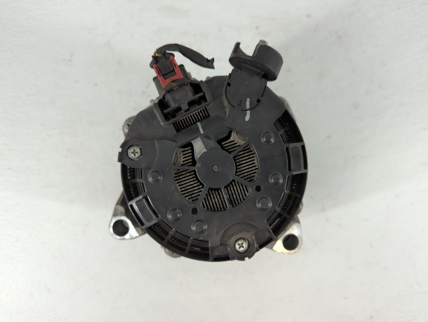 2019-2022 Chevrolet Silverado 1500 Alternator Replacement Generator Charging Assembly Engine OEM P/N:13534123 Fits OEM Used 