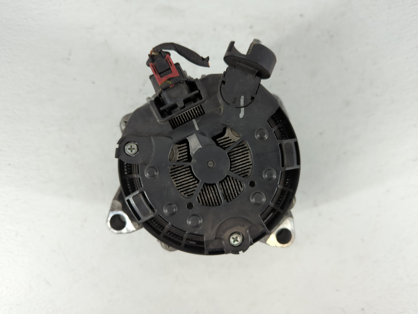2019-2022 Chevrolet Silverado 1500 Alternator Replacement Generator Charging Assembly Engine OEM P/N:13534123 Fits OEM Used 