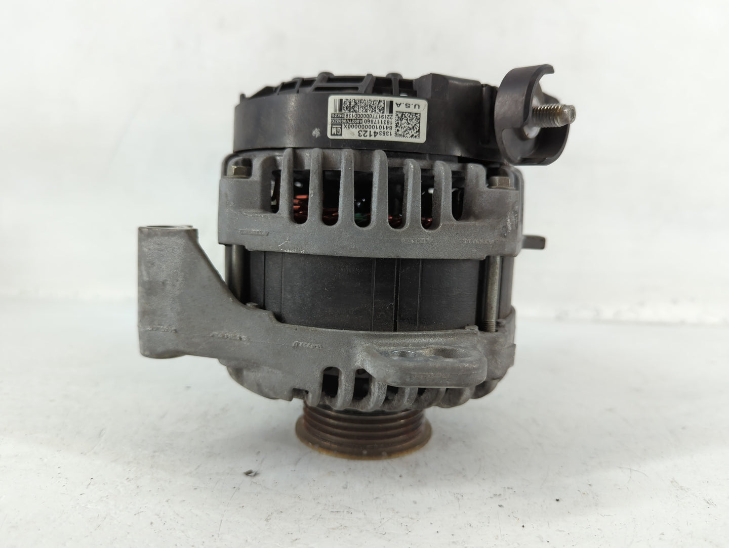 2019-2022 Chevrolet Silverado 1500 Alternator Replacement Generator Charging Assembly Engine OEM P/N:13534123 Fits OEM Used 