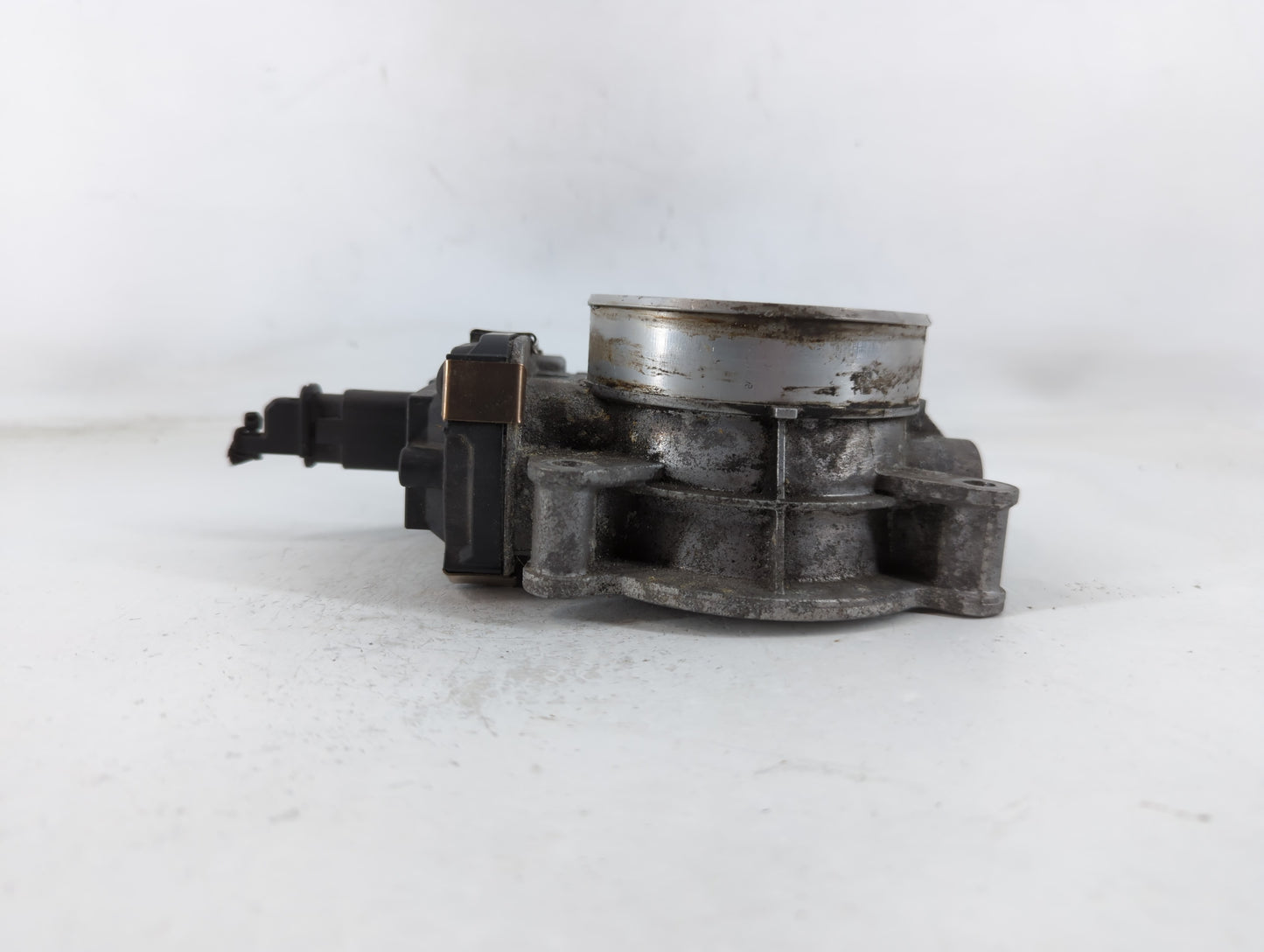 2014-2022 Chevrolet Silverado 1500 Throttle Body P/N:12678224 Fits Fits 2014 2015 2016 2017 2018 2019 2020 2021 2022 OEM Use