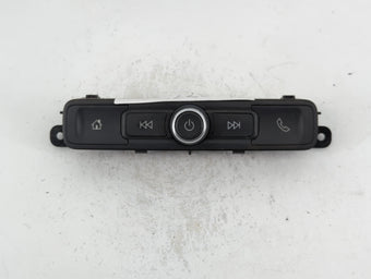 compare product 2019-2019 Chevrolet Silverado 1500 Radio Control Panel