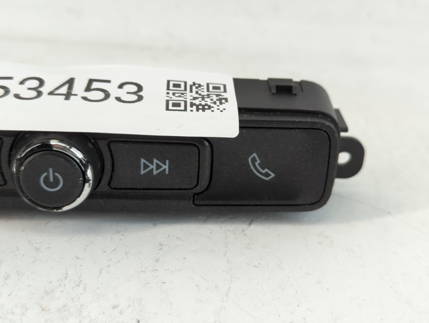 2016-2019 Chevrolet Silverado 1500 Radio AM FM Cd Player Receiver Replacement P/N:42516646 Fits Fits 2016 2017 2018 2019 OEM