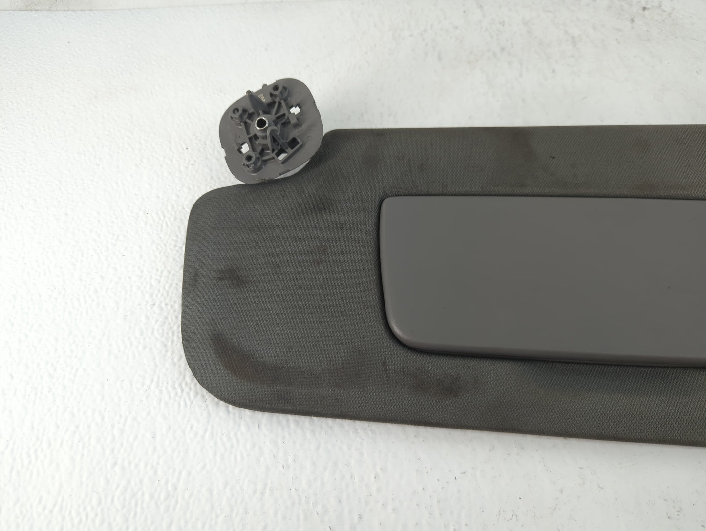 2014-2019 Chevrolet Silverado 1500 Sun Visor Shade Replacement Driver Left Mirror Fits Fits 2014 2015 2016 2017 2018 2019 OE