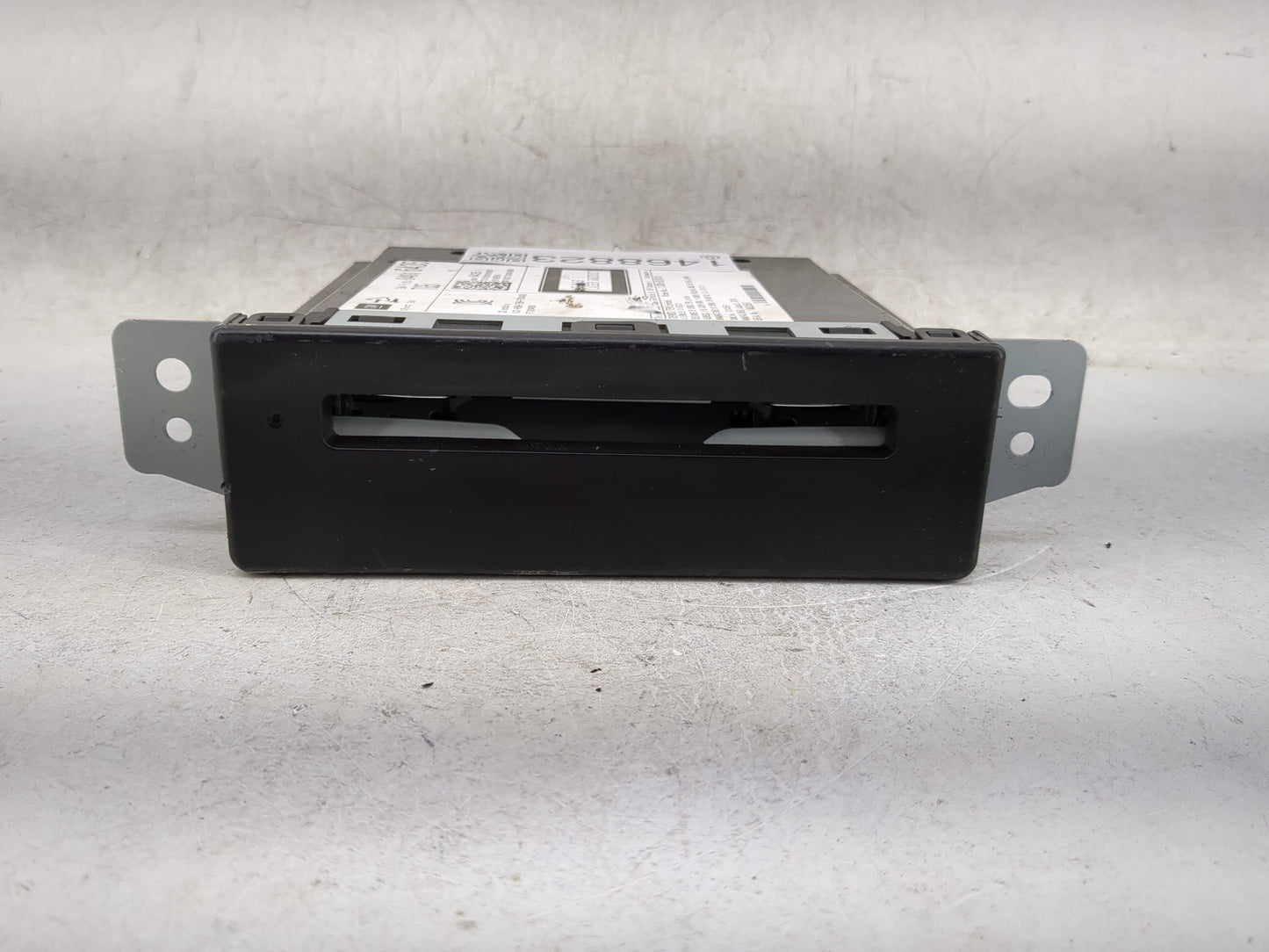 2019 Chevrolet Silverado 1500 Classic Radio AM FM Cd Player Receiver Replacement P/N:84016435 113000-6261B101 Fits Fits 2018