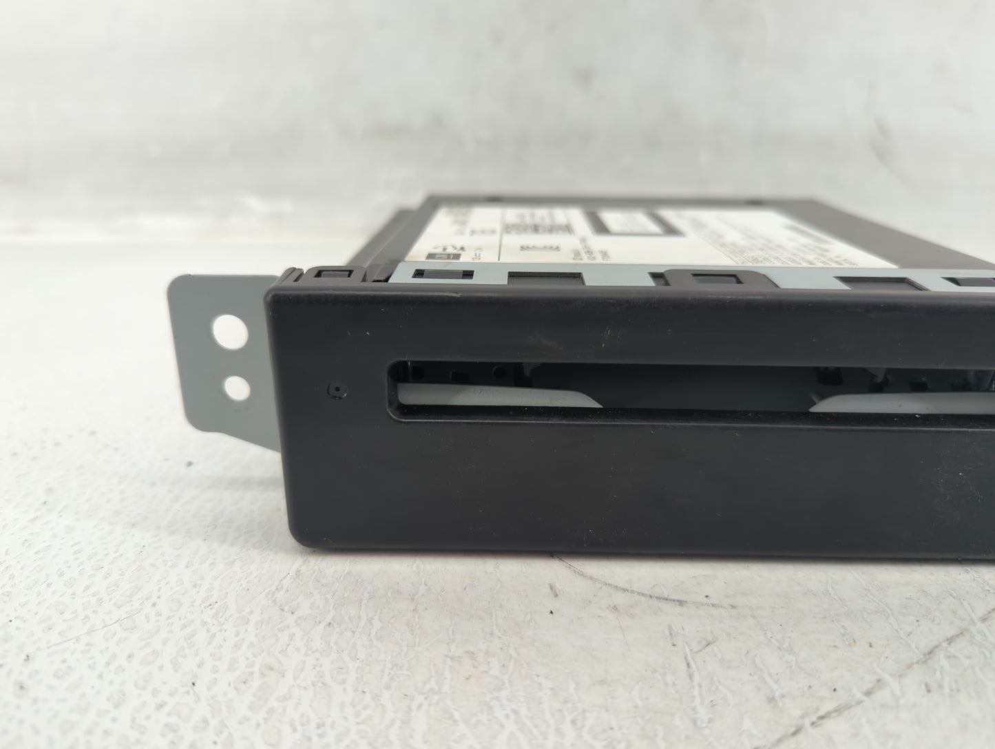 Chevrolet Silverado 1500 Classic Am Fm Cd Player Radio Receiver - Oemusedautoparts1.com