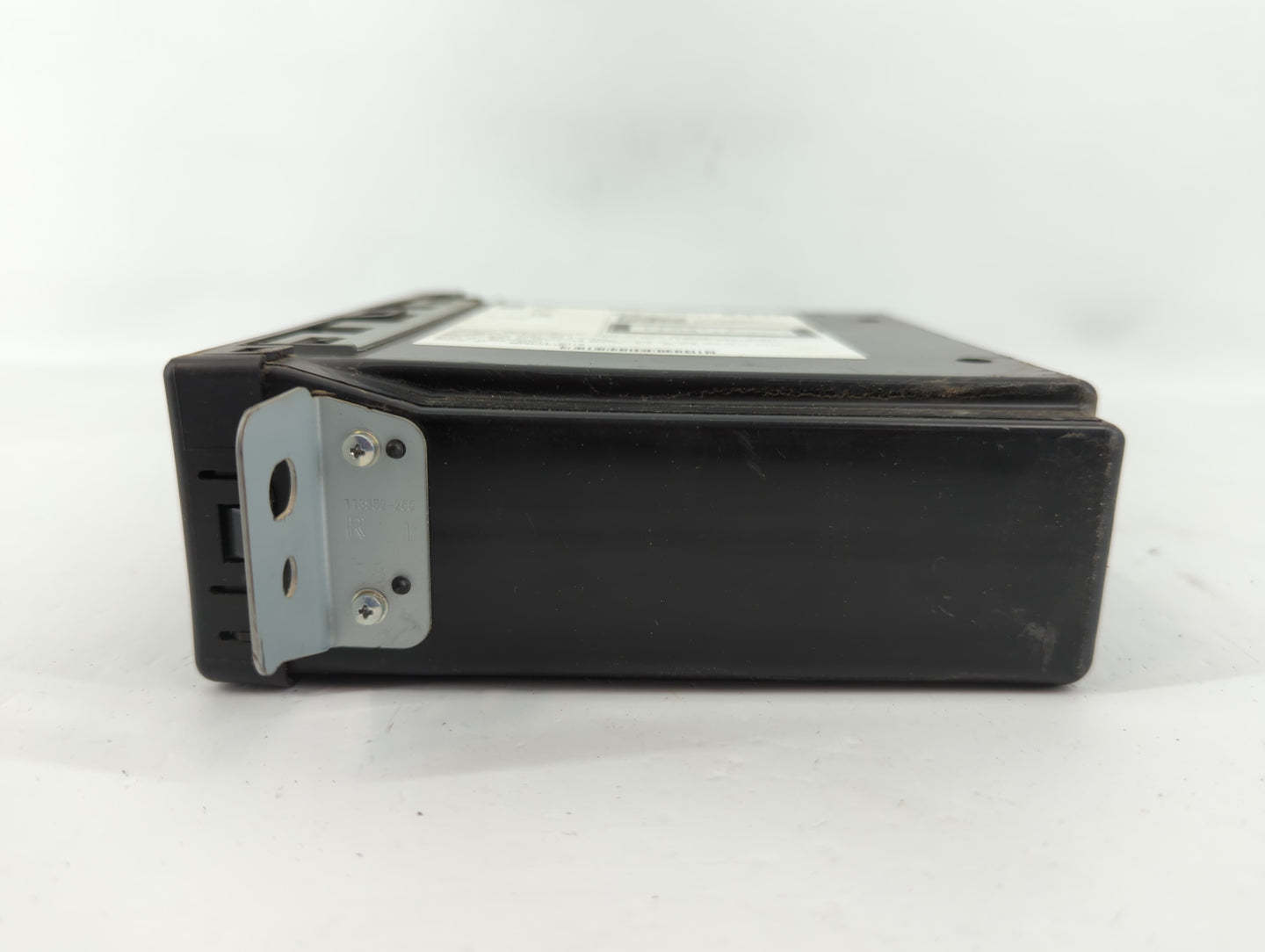 2019 Chevrolet Silverado 1500 Ld Radio AM FM Cd Player Receiver Replacement P/N:84016435 Fits Fits 2015 2016 2017 2018 2020 