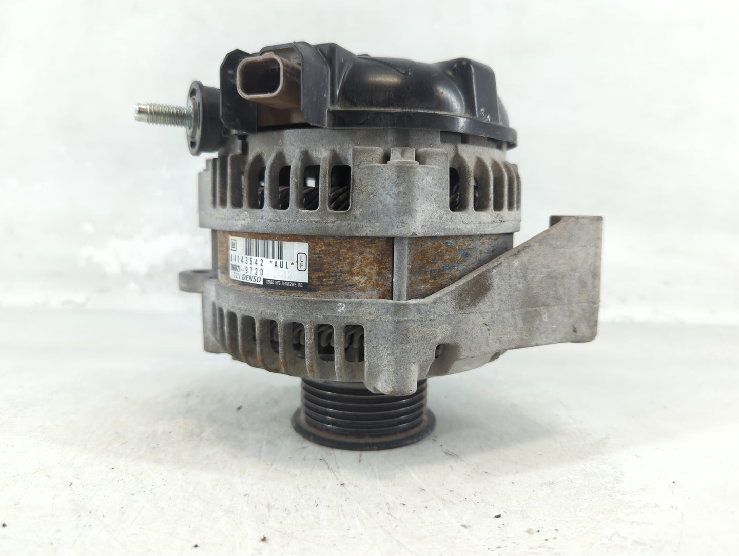 2019 Chevrolet Silverado 2500 Alternator Replacement Generator Charging Assembly Engine OEM P/N:TN104211-9720 84143542 Fits 