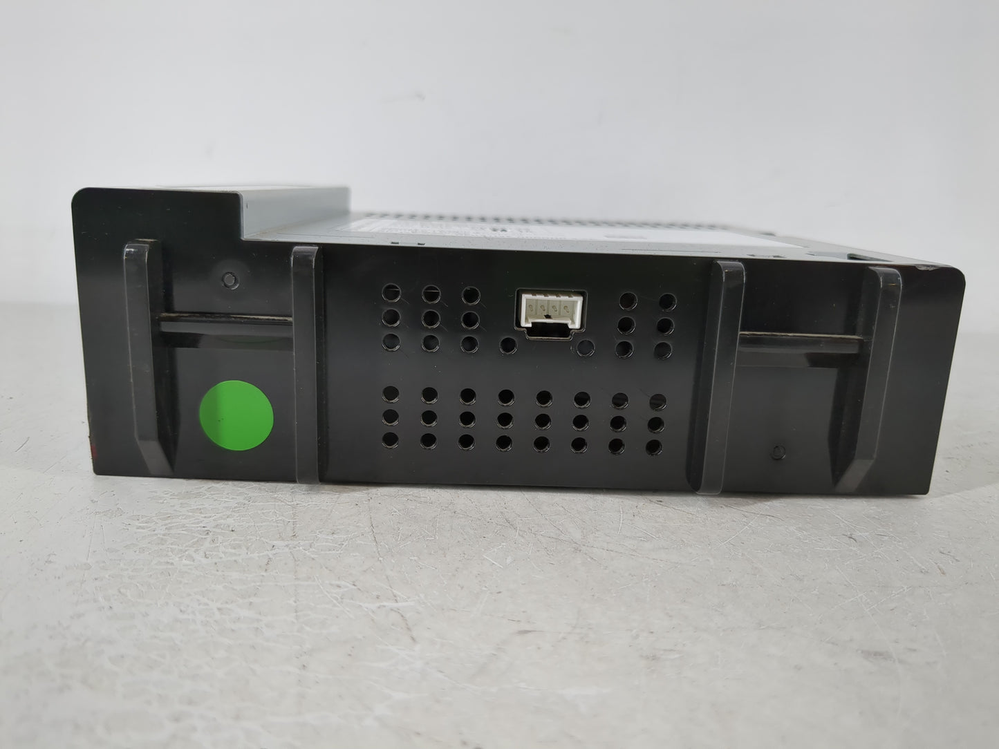 2016-2018 Chevrolet Silverado 2500 Radio AM FM Cd Player Receiver Replacement P/N:42554558 42516646 Fits Fits 2016 2017 2018