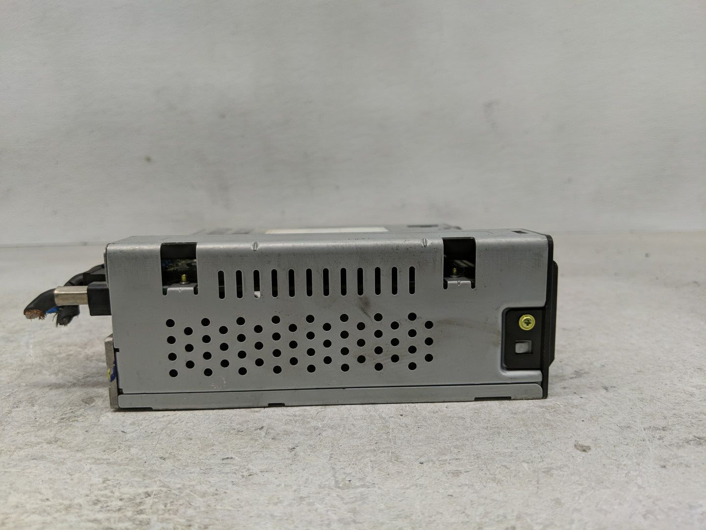 2018 Chevrolet Silverado 2500 Radio AM FM Cd Player Receiver Replacement P/N:8L1X0645-158645 Fits Fits 2019 2020 2021 OEM Us