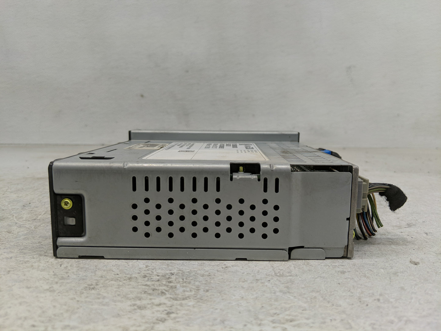 2018 Chevrolet Silverado 2500 Radio AM FM Cd Player Receiver Replacement P/N:8L1X0645-158645 Fits Fits 2019 2020 2021 OEM Us