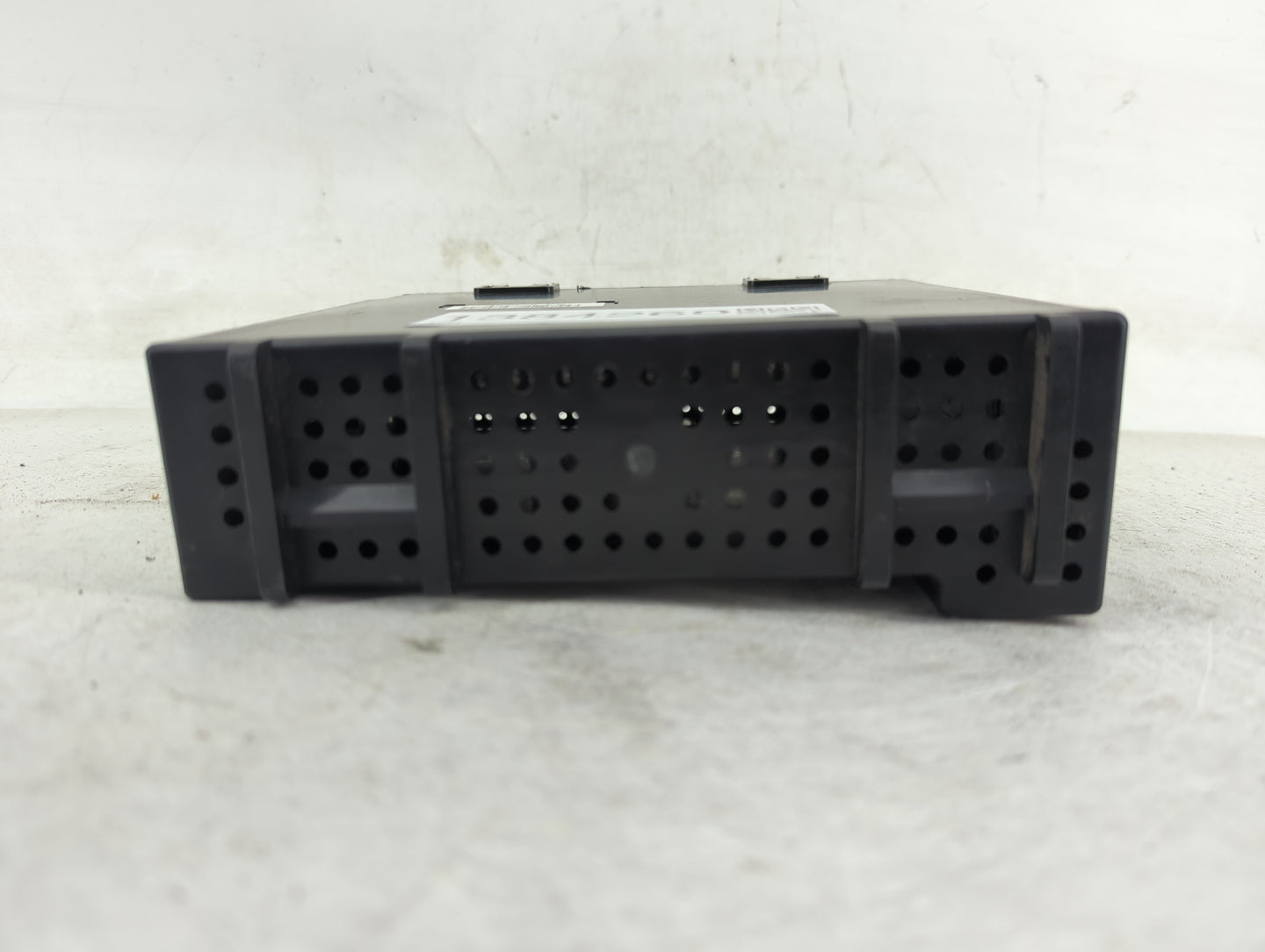 2016-2018 Chevrolet Silverado 2500 Radio AM FM Cd Player Receiver Replacement P/N:84278527 42645338 Fits OEM Used Auto Parts
