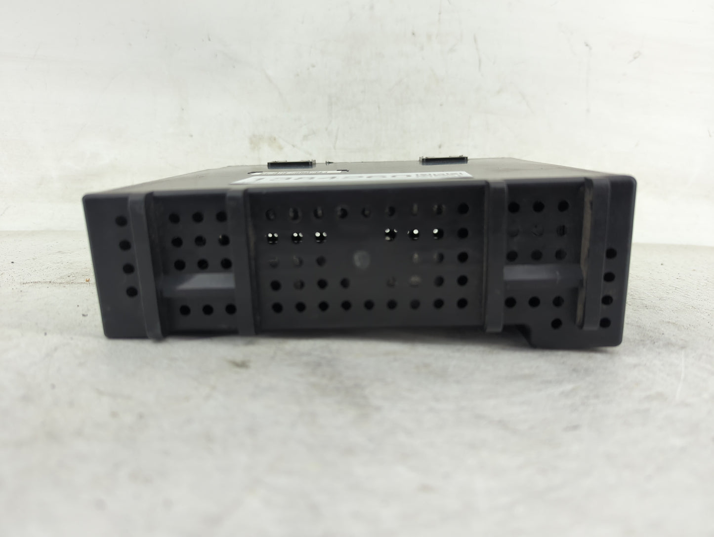 2016-2018 Chevrolet Silverado 2500 Radio AM FM Cd Player Receiver Replacement P/N:84278527 42645338 Fits OEM Used Auto Parts
