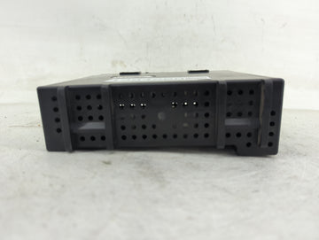 2016-2018 Chevrolet Silverado 2500 Radio AM FM Cd Player Receiver Replacement P/N:84278527 42645338 Fits OEM Used Auto Parts