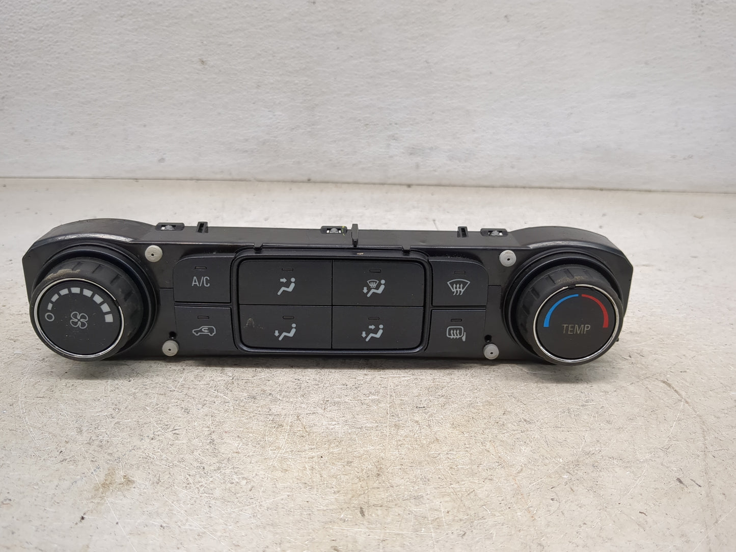 2015-2018 Chevrolet Silverado 2500 Climate Control Module Temperature AC/Heater Replacement P/N:84199205 Fits OEM Used Auto 