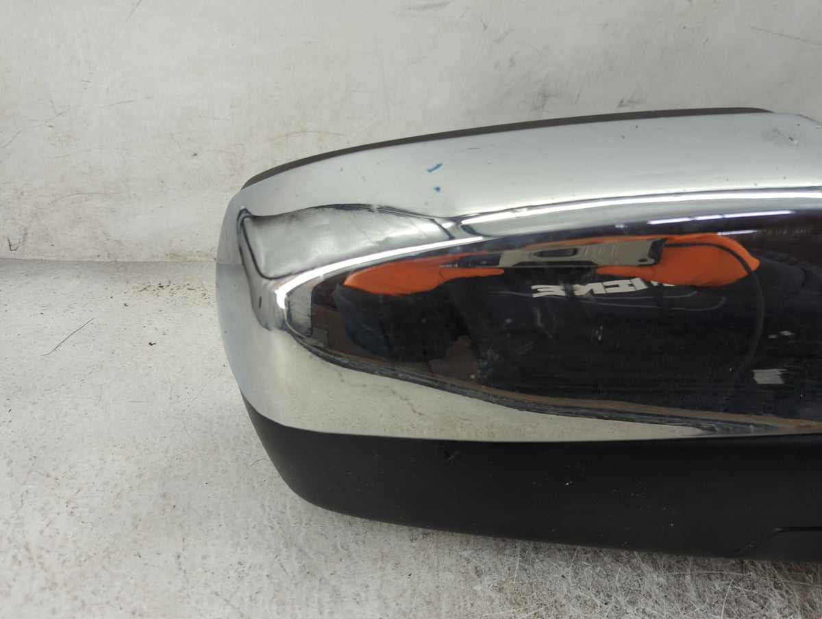 2015-2018 Chevrolet Silverado 2500 Passenger Side View Mirror - Right Door Mirror OEM Used - Oemusedautoparts1.com