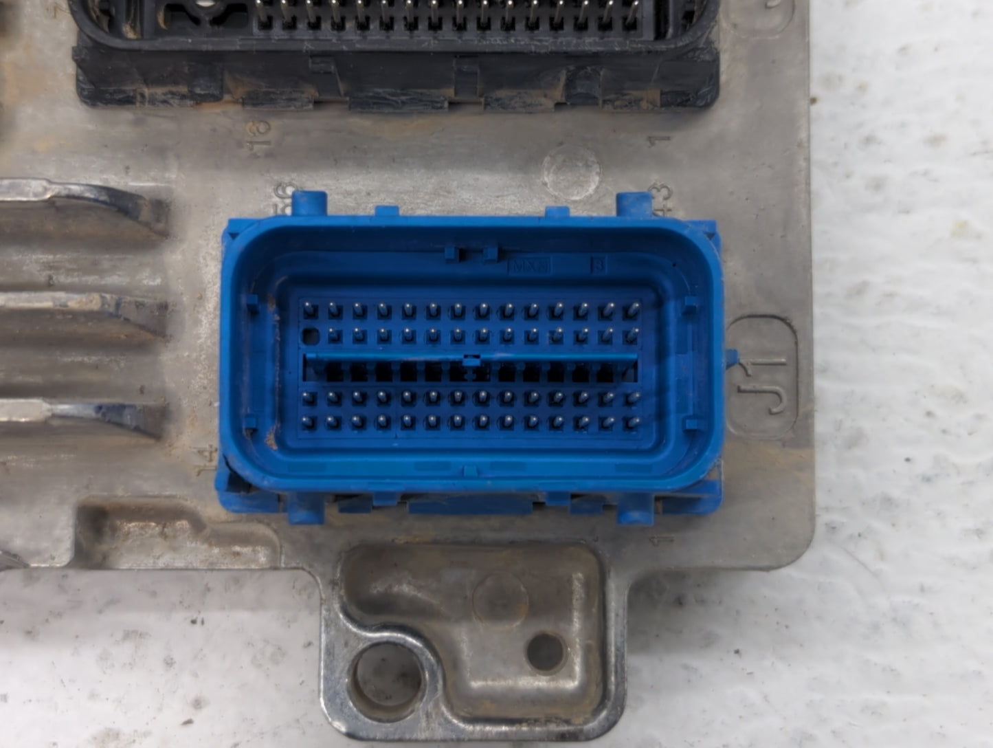 2019 Chevrolet Silverado 2500 PCM Engine Control Computer ECU ECM PCU OEM P/N:12695102 12668986 Fits Fits 2017 2018 2020 202