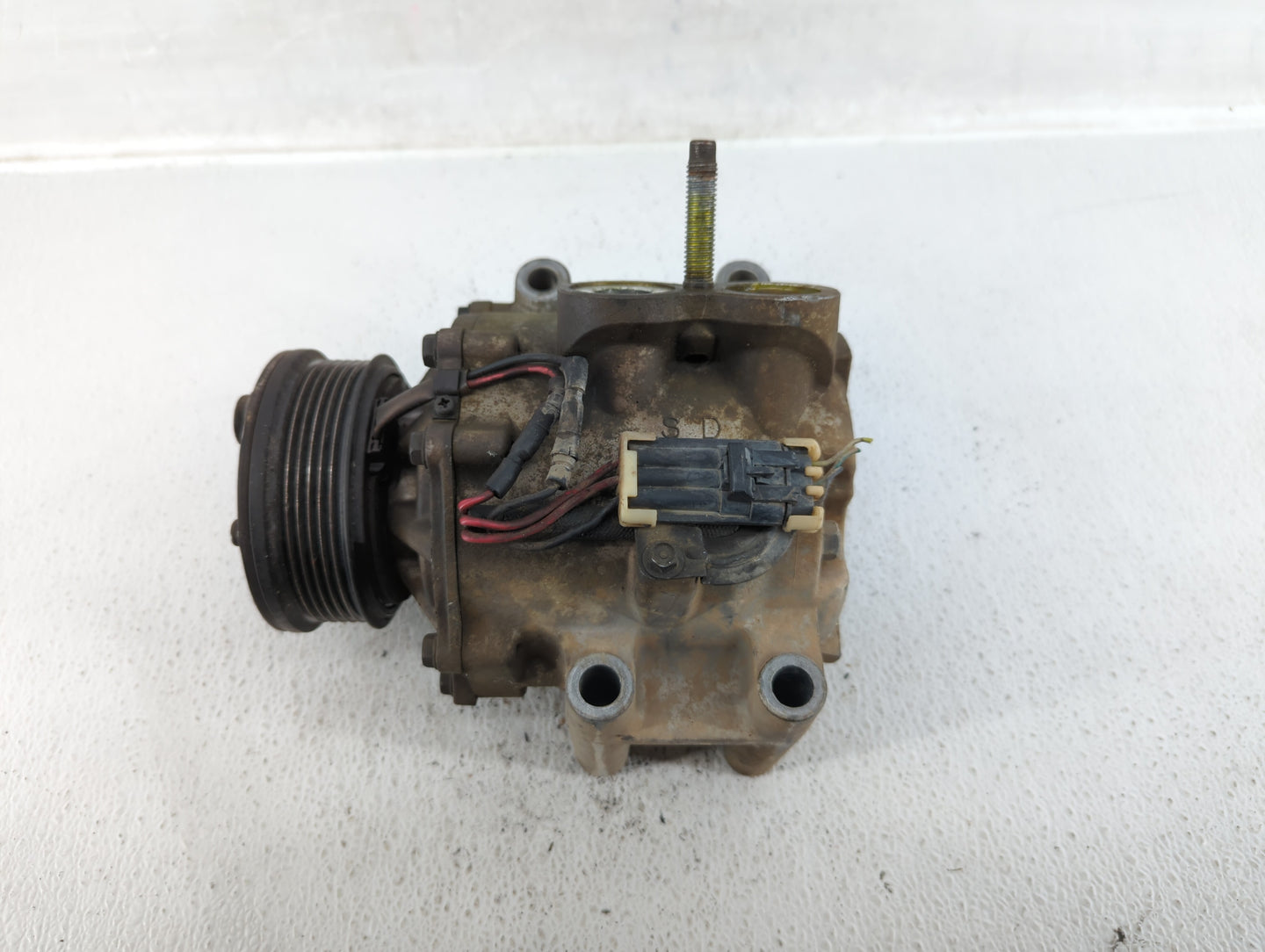 2017-2018 Chevrolet Silverado 2500 Air Conditioning A/c Ac Compressor Oem - Oemusedautoparts1.com