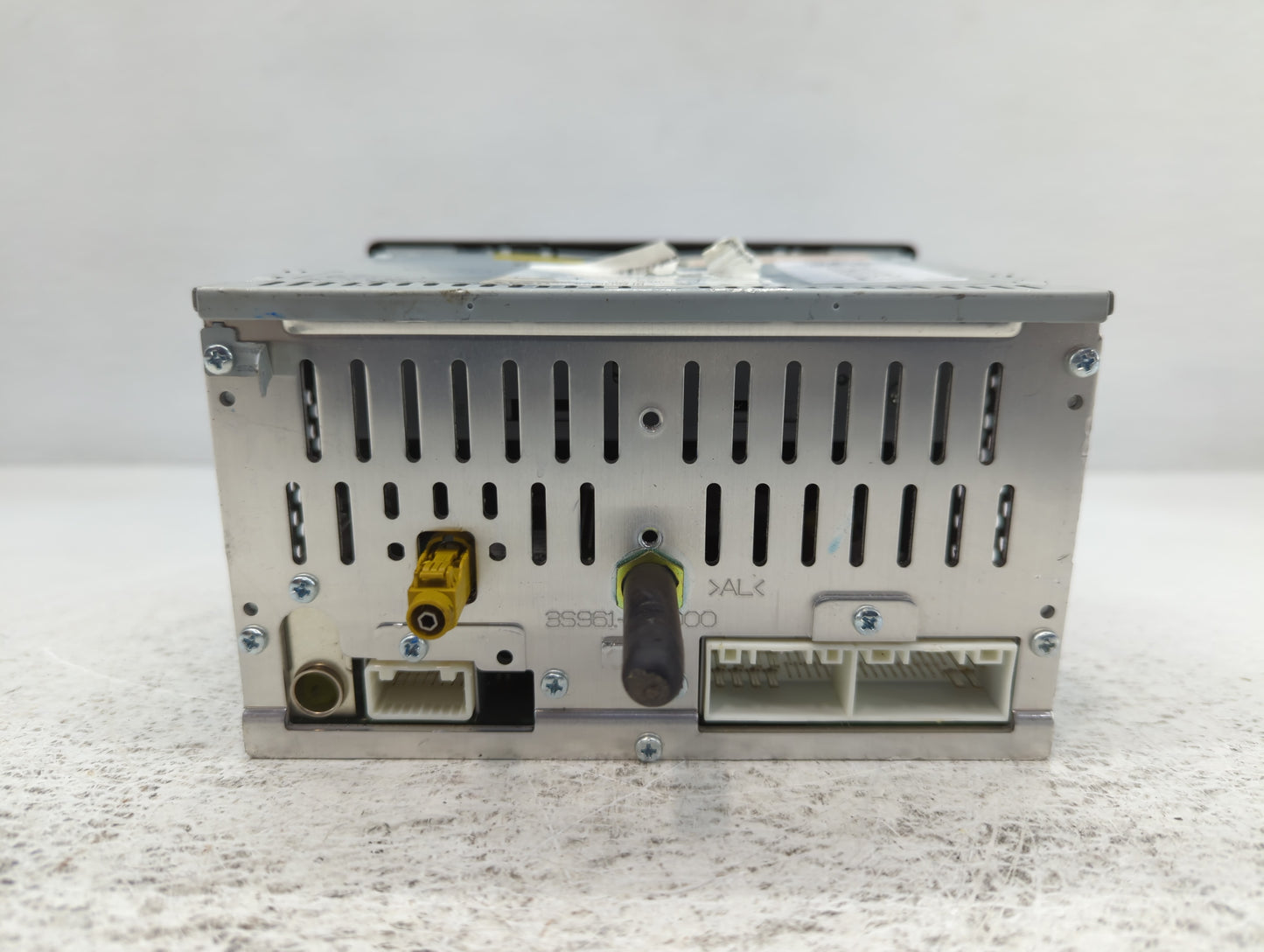 2019 Chevrolet Silverado 2500 Am Fm Cd Player Radio Receiver - Oemusedautoparts1.com