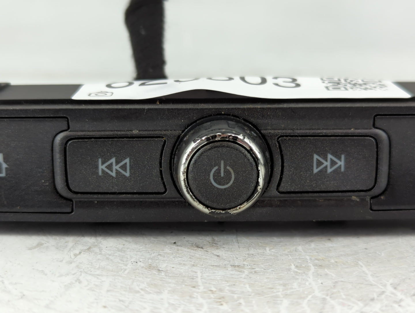 2016-2018 Chevrolet Silverado 2500 Radio AM FM Cd Player Receiver Replacement P/N:42516646 Fits Fits 2016 2017 2018 2019 OEM