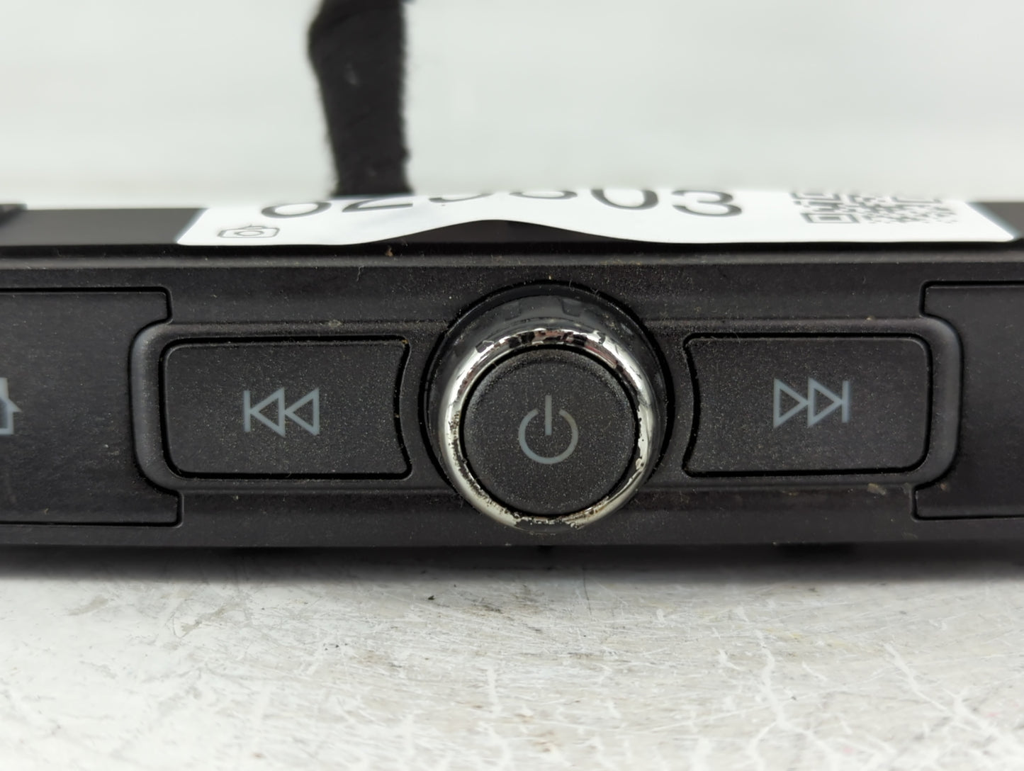 2016-2018 Chevrolet Silverado 2500 Radio AM FM Cd Player Receiver Replacement P/N:42516646 Fits Fits 2016 2017 2018 2019 OEM