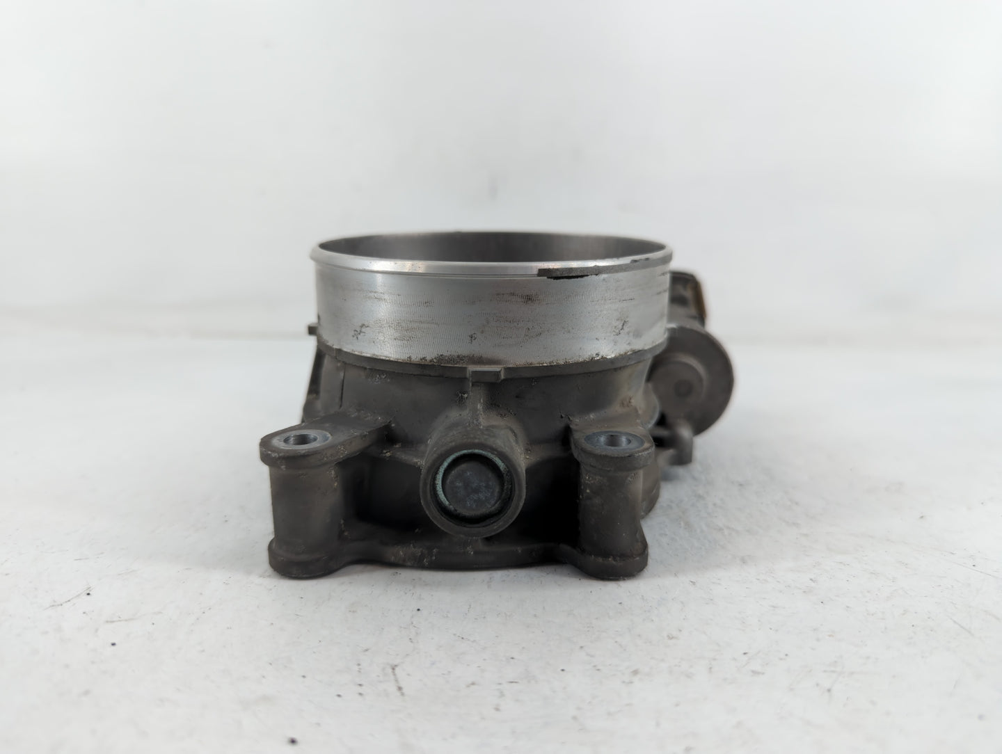 2016-2018 Chevrolet Silverado 3500 Throttle Body P/N:12678312 Fits Fits 2014 2015 2016 2017 2018 2019 2020 2021 2022 OEM Use