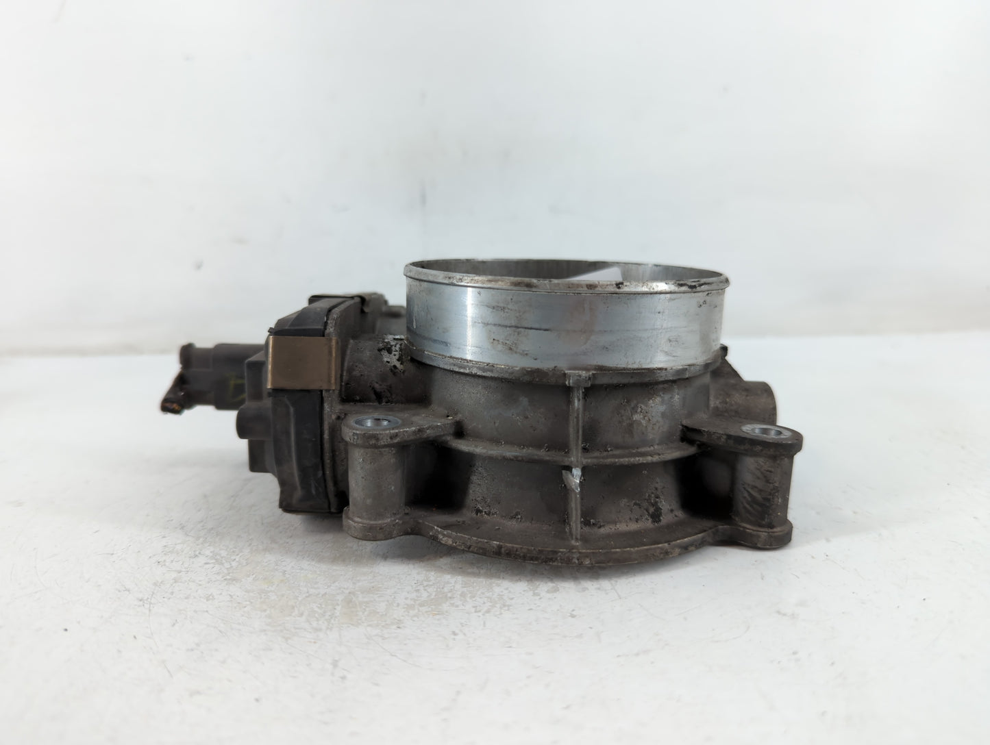2016-2018 Chevrolet Silverado 3500 Throttle Body P/N:12678312 Fits Fits 2014 2015 2016 2017 2018 2019 2020 2021 2022 OEM Use