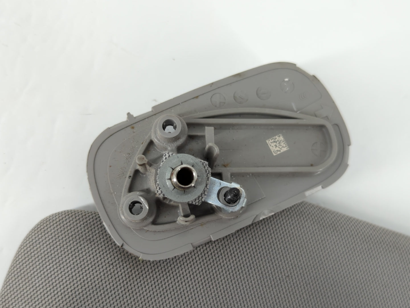 2015-2018 Chevrolet Silverado 3500 Sun Visor Shade Replacement Driver Left Mirror Fits Fits 2014 2015 2016 2017 2018 2019 OE