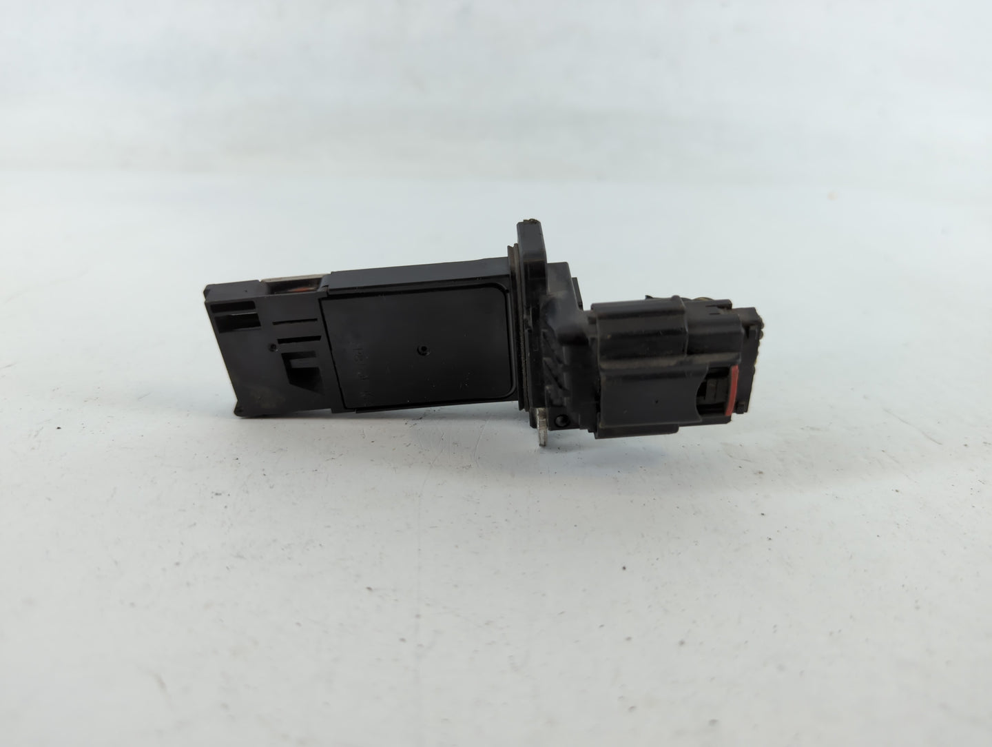 2016-2018 Chevrolet Silverado 3500 Mass Air Flow Meter Maf - Oemusedautoparts1.com