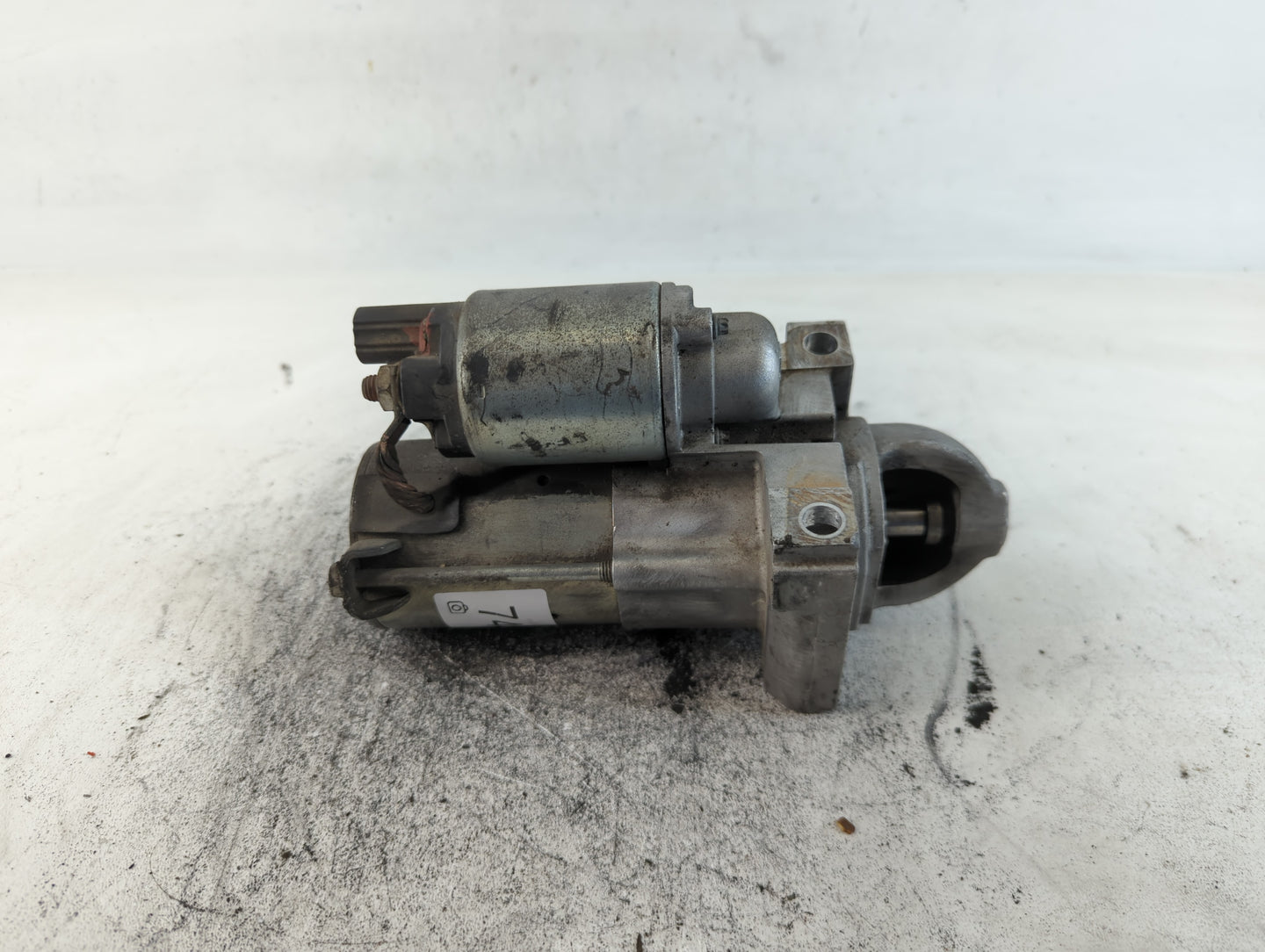 2016-2018 Chevrolet Silverado 3500 Car Starter Motor Solenoid OEM P/N:12637617 Fits OEM Used Auto Parts - Oemusedautoparts1.