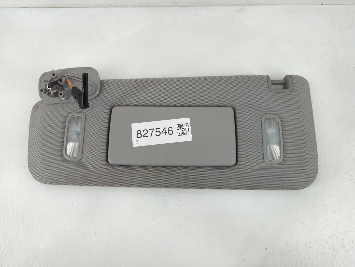 2015-2018 Chevrolet Silverado 3500 Sun Visor Shade Replacement Driver Left Mirror Fits Fits 2014 2015 2016 2017 2018 2019 OE