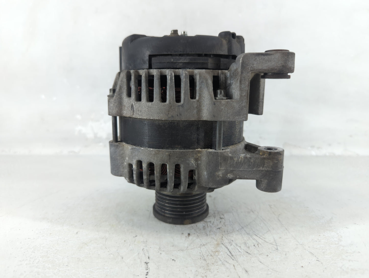 2012-2019 Chevrolet Sonic Alternator Replacement Generator Charging Assembly Engine OEM P/N:13579663 Fits OEM Used Auto Part