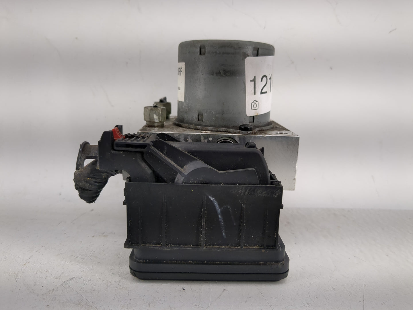 2017-2019 Chevrolet Sonic ABS Pump Control Module Replacement P/N:42573471 Fits Fits 2017 2018 2019 OEM Used Auto Parts - Oe