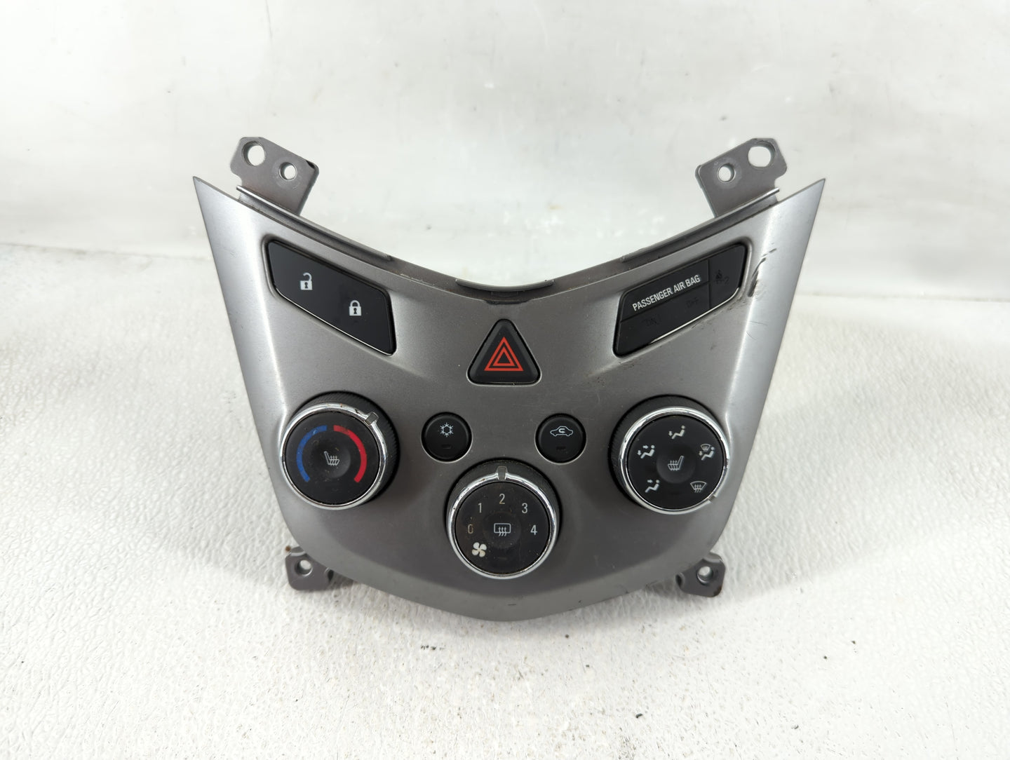 2017-2019 Chevrolet Sonic Climate Control Module Temperature AC/Heater Replacement P/N:42521801 Fits Fits 2017 2018 2019 OEM