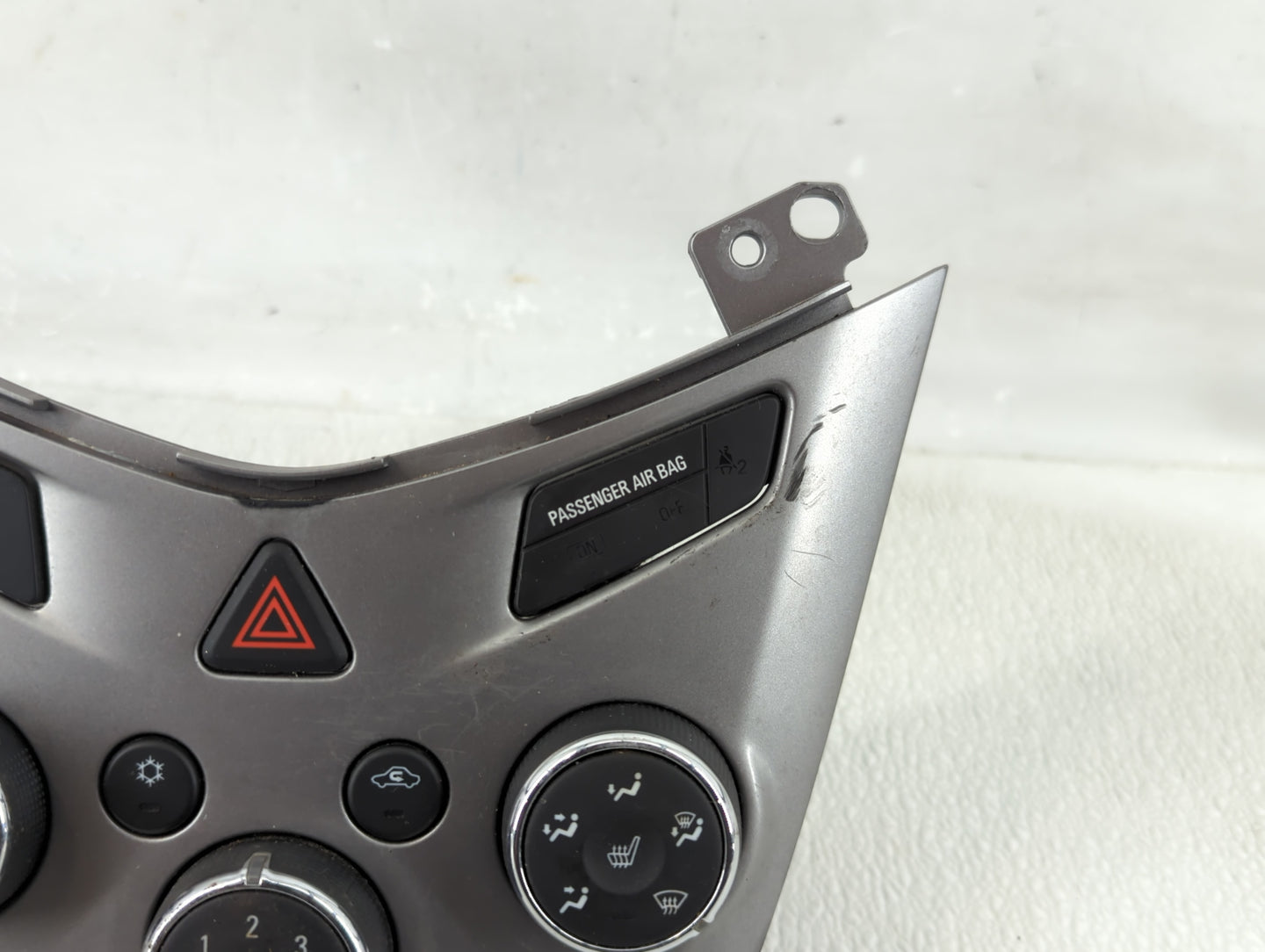 2017-2019 Chevrolet Sonic Climate Control Module Temperature AC/Heater Replacement P/N:42521801 Fits Fits 2017 2018 2019 OEM