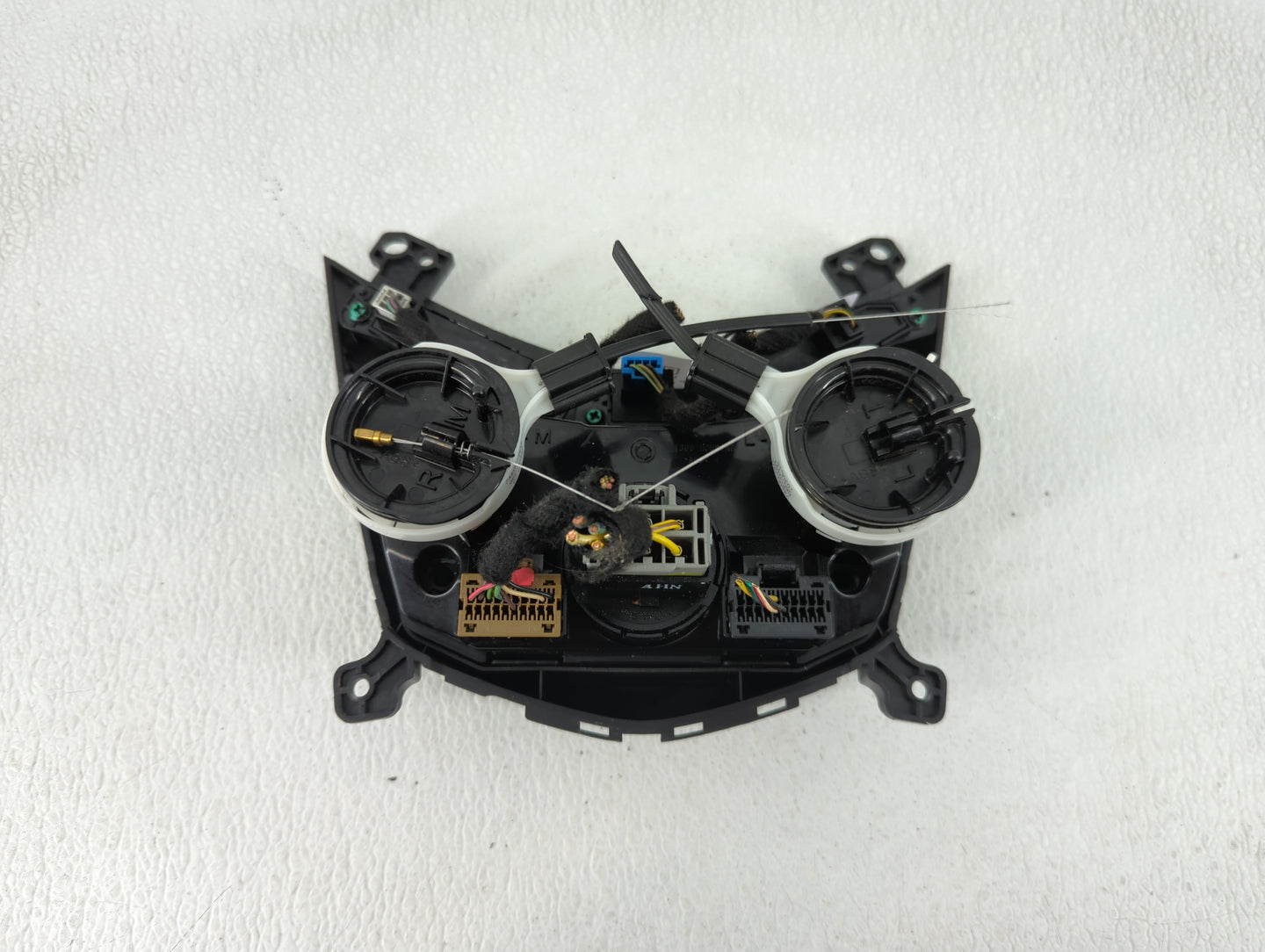 2017-2019 Chevrolet Sonic Climate Control Module Temperature AC/Heater Replacement P/N:42521801 Fits Fits 2017 2018 2019 OEM