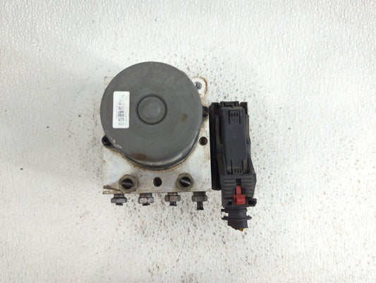 2017-2019 Chevrolet Sonic ABS Pump Control Module Replacement P/N:42573471 Fits Fits 2017 2018 2019 OEM Used Auto Parts