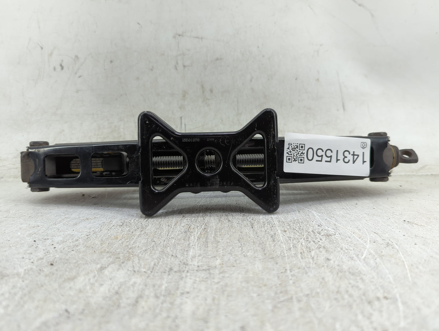 2019 Chevrolet Sonic Spare Scissor Car Jack - Oemusedautoparts1.com