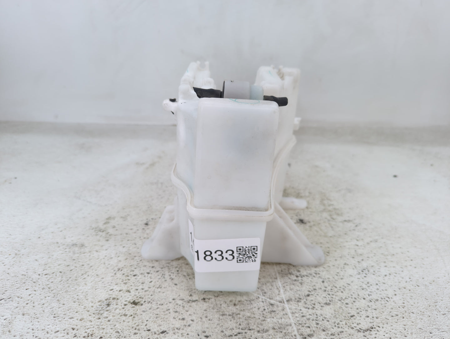 2012-2019 Chevrolet Sonic Windshield Washer Fluid Reservoir Bottle Oem - Oemusedautoparts1.com
