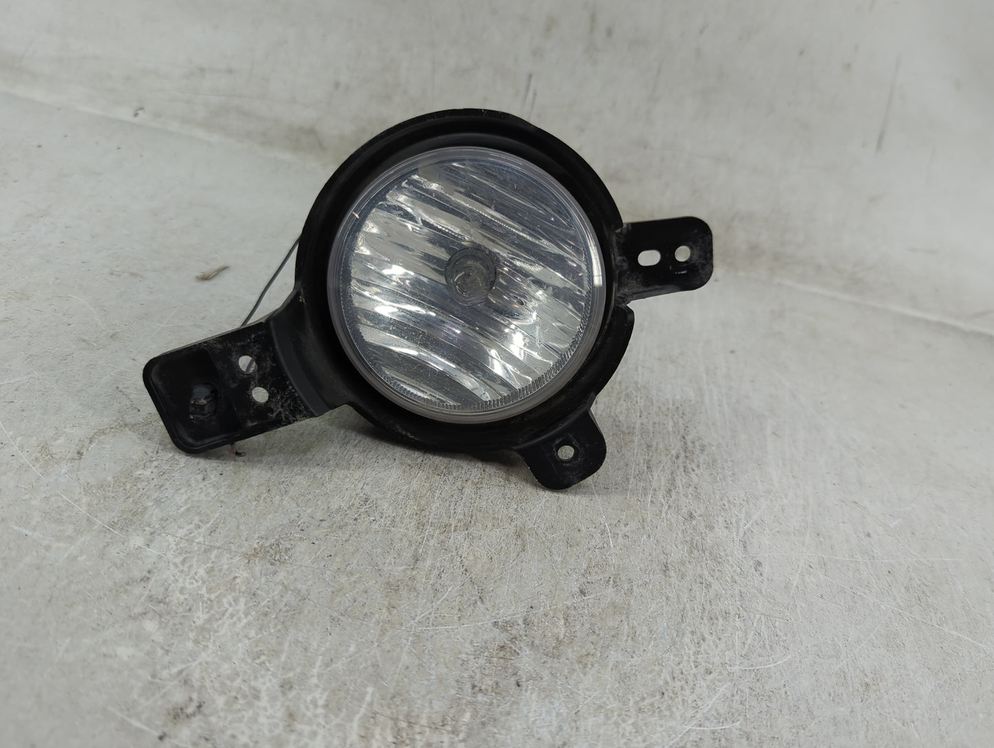 2017-2020 Chevrolet Sonic Passenger Right Oem Fog Light Lamp - Oemusedautoparts1.com