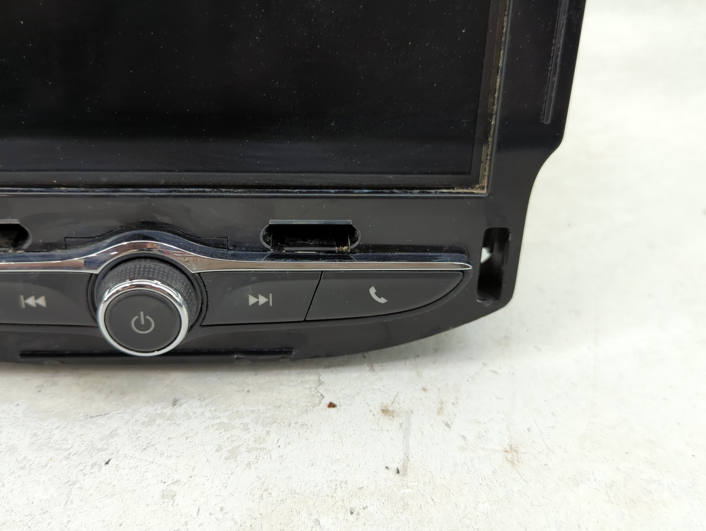2018-2019 Chevrolet Sonic Radio AM FM Cd Player Receiver Replacement P/N:84479949 FT0108A, 2024B-FT0108A Fits Fits 2018 2019
